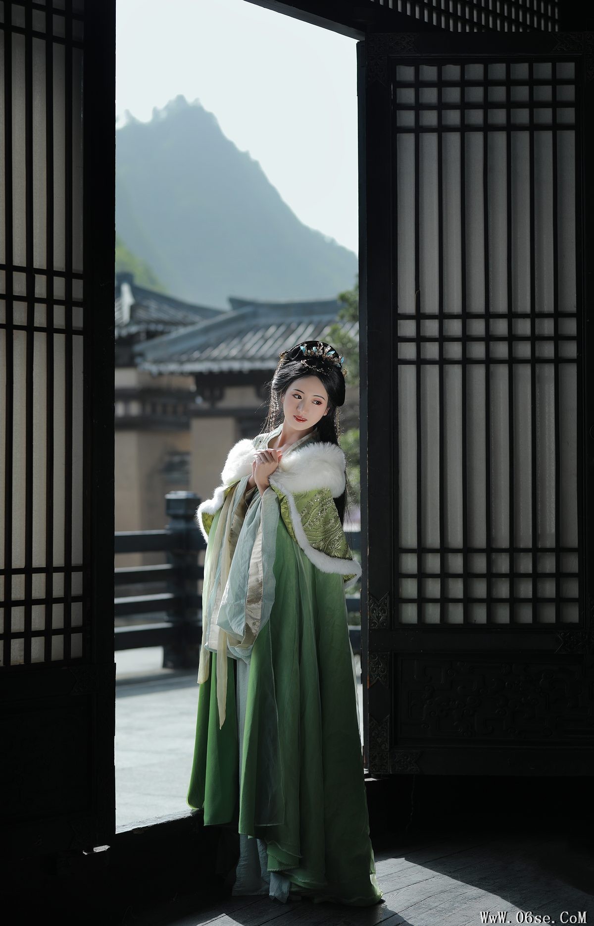 图片[4]-YiTuYu艺图语 Vol.4626 Yu Jin[24P]-六色网