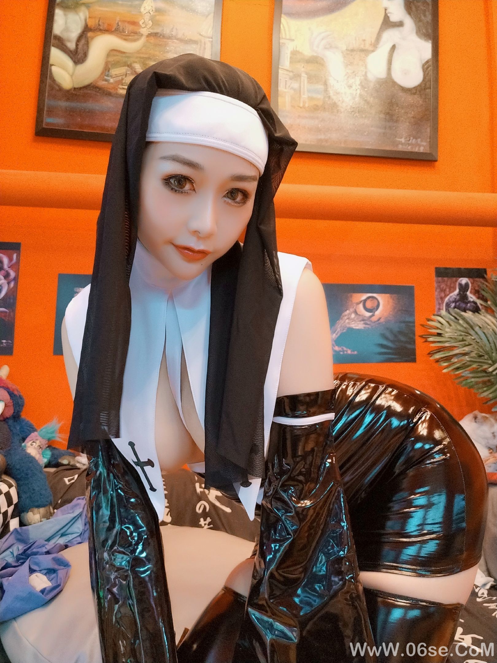 图片[17]-性感Coser三刀刀Miido 修女[17P]-六色网