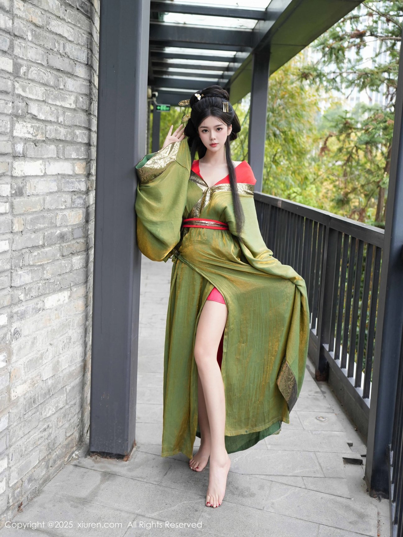 图片[6]-[XIUREN秀人网] 2025.04.09 NO.10126 雪糕CiCi[69P]-六色网