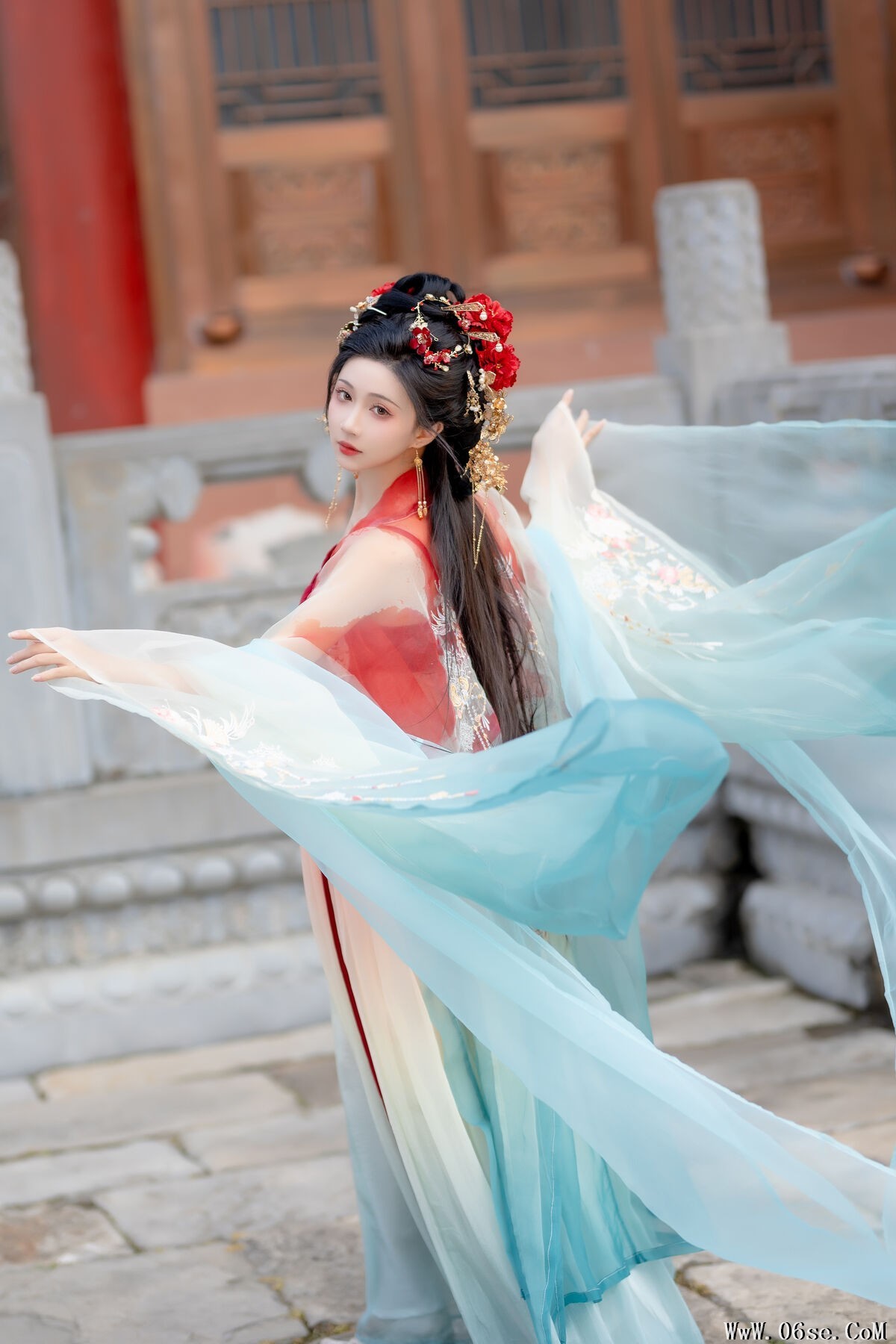 图片[11]-YiTuYu艺图语 Vol.7208 Qi Luo Sheng De Xiao Su Su[28P]-六色网