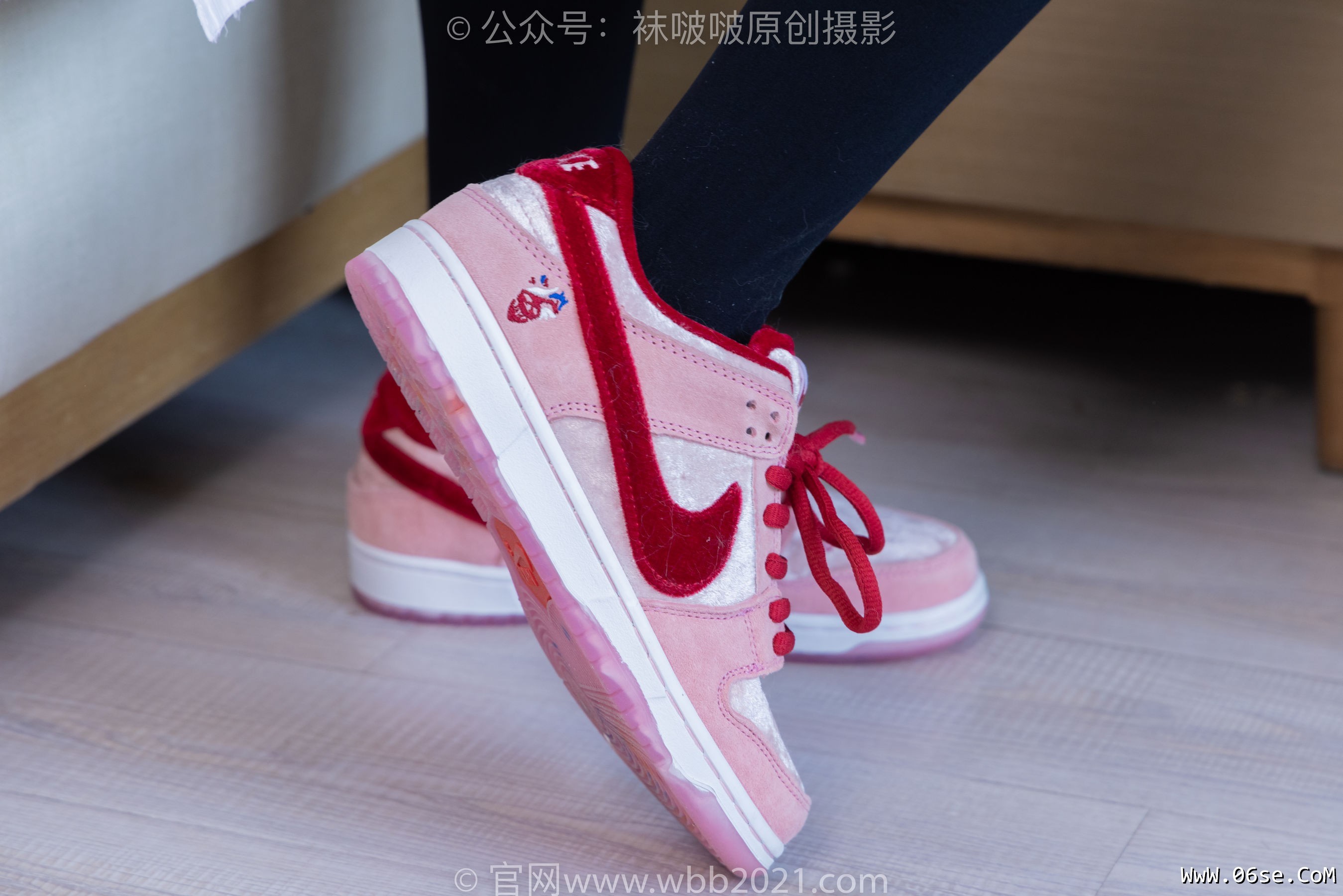 图片[116]-BoBoSocks袜啵啵 No.390 甜甜圈 -板鞋、厚黑丝大腿袜、厚白丝大腿袜[148P]-六色网