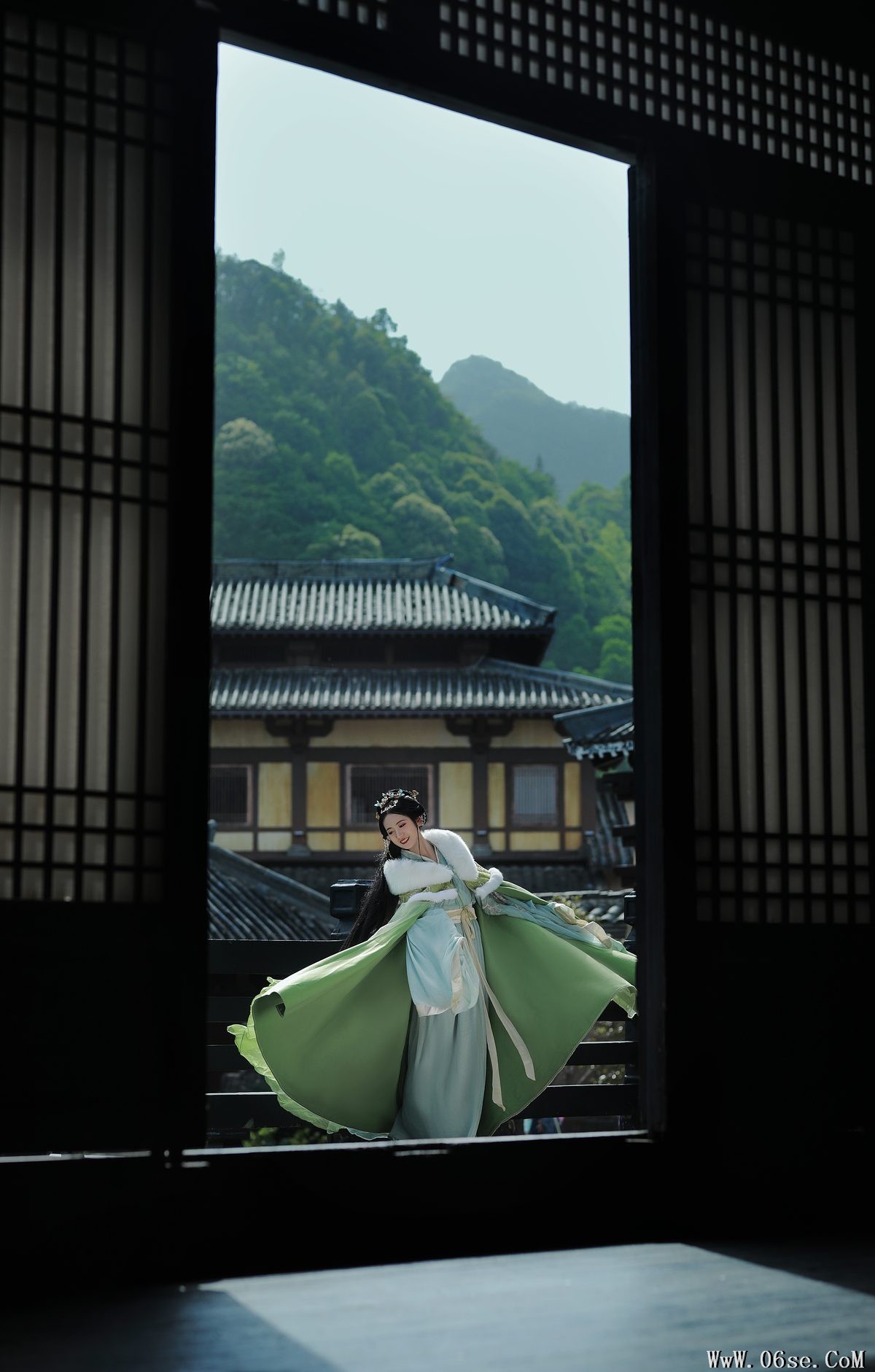 图片[5]-YiTuYu艺图语 Vol.4626 Yu Jin[24P]-六色网