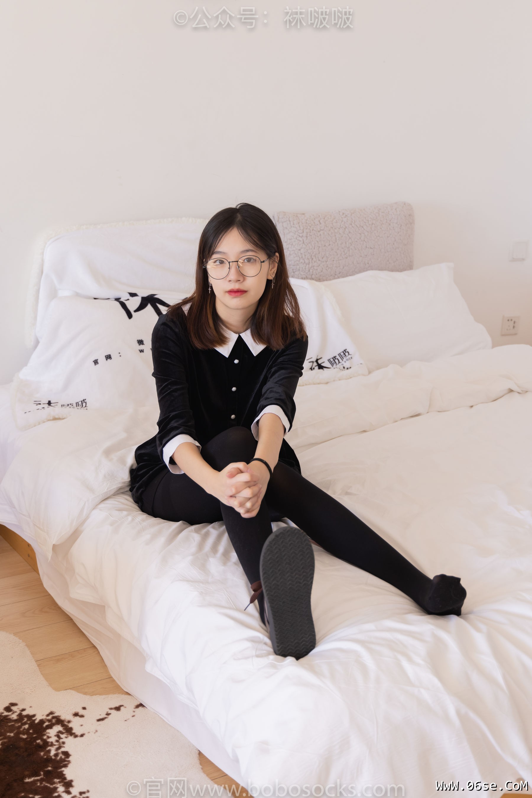 图片[30]-BoBoSocks袜啵啵 No.053 小甜豆-皮鞋、厚黑丝、黑色蕾丝船袜[140P]-六色网