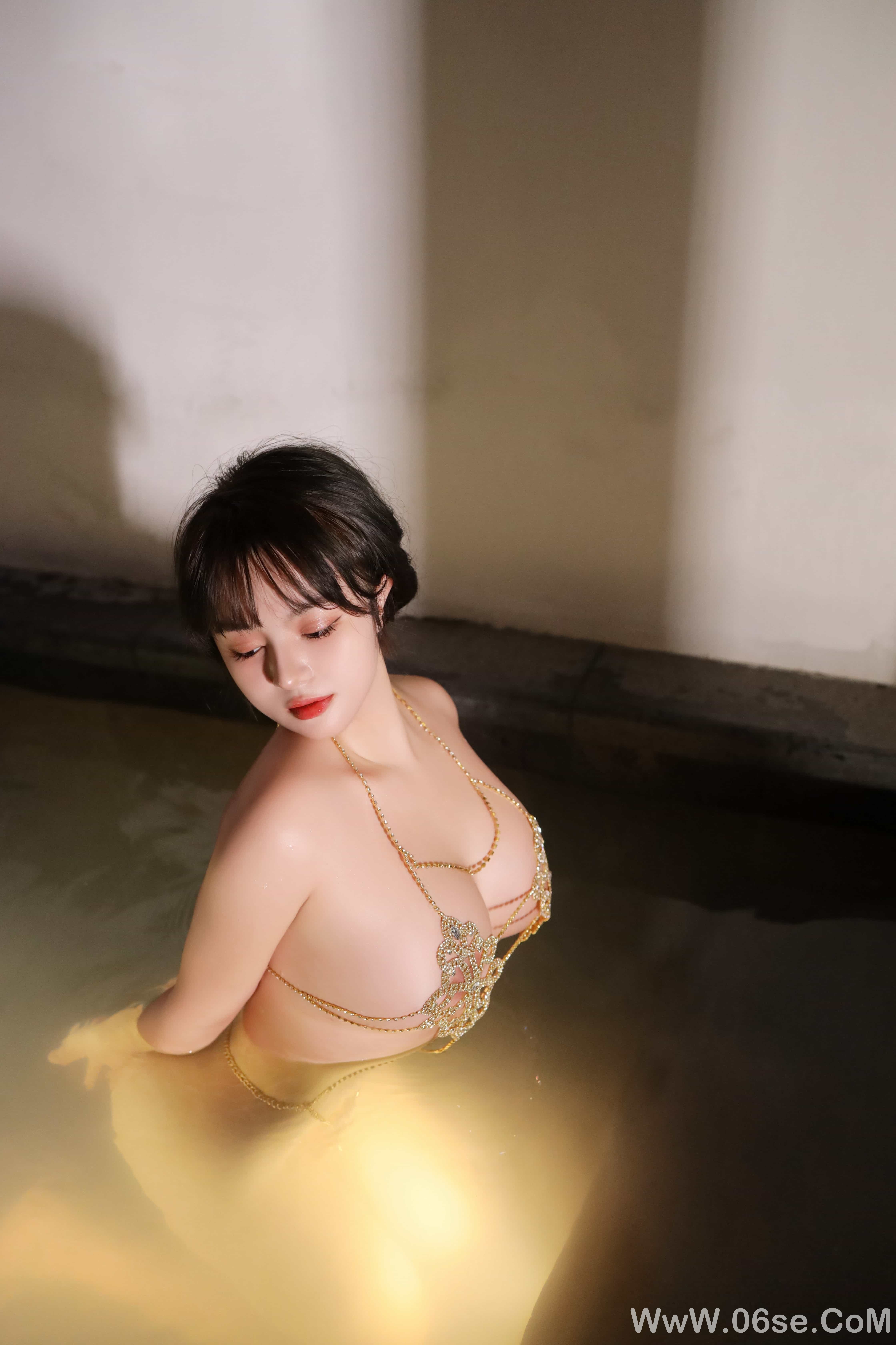 图片[84]-沈思怡 – 温泉[84P]-六色网