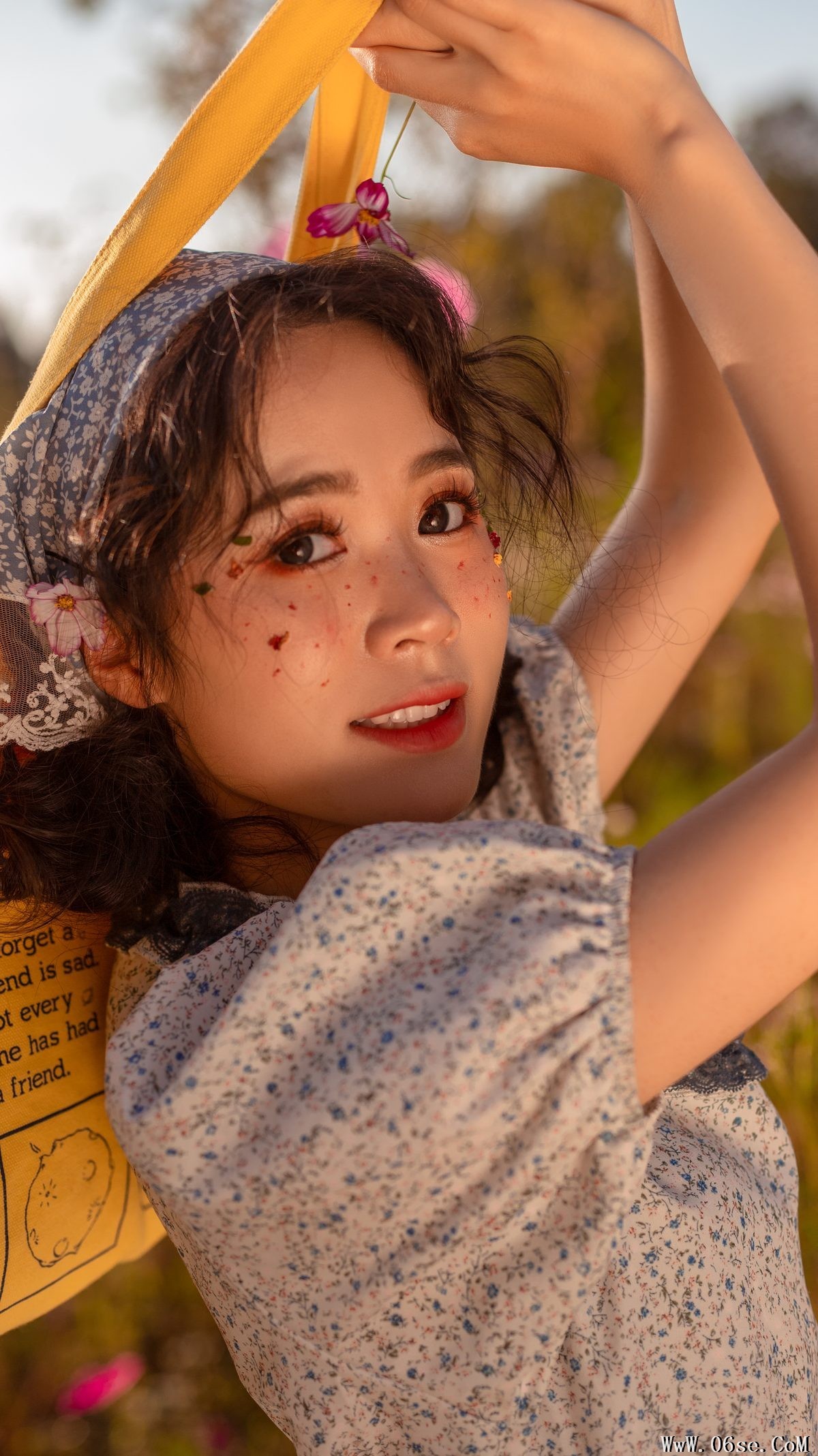 图片[20]-YiTuYu艺图语 Vol.5548 Yi[56P]-六色网