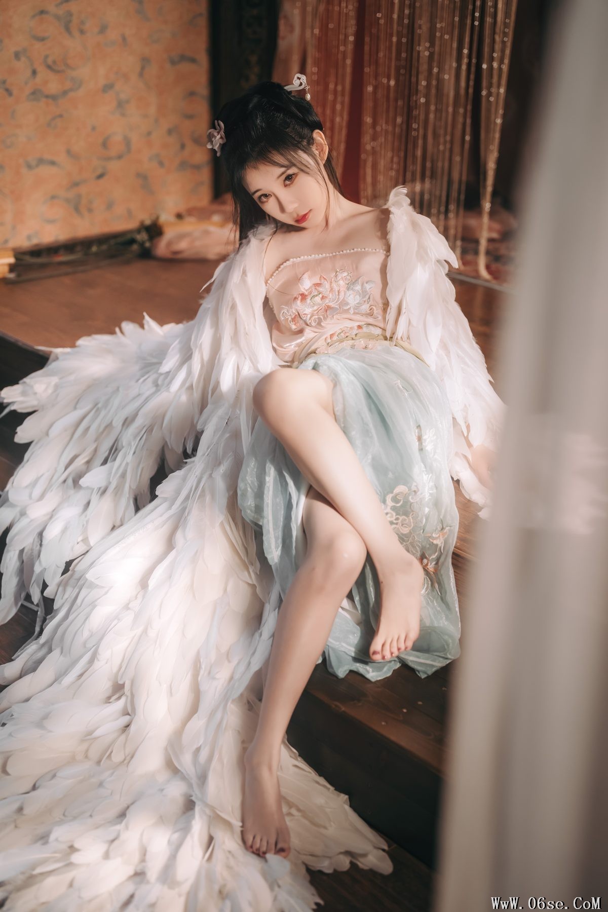 图片[35]-YiTuYu艺图语 Vol.3672 Zou Zou[39P]-六色网
