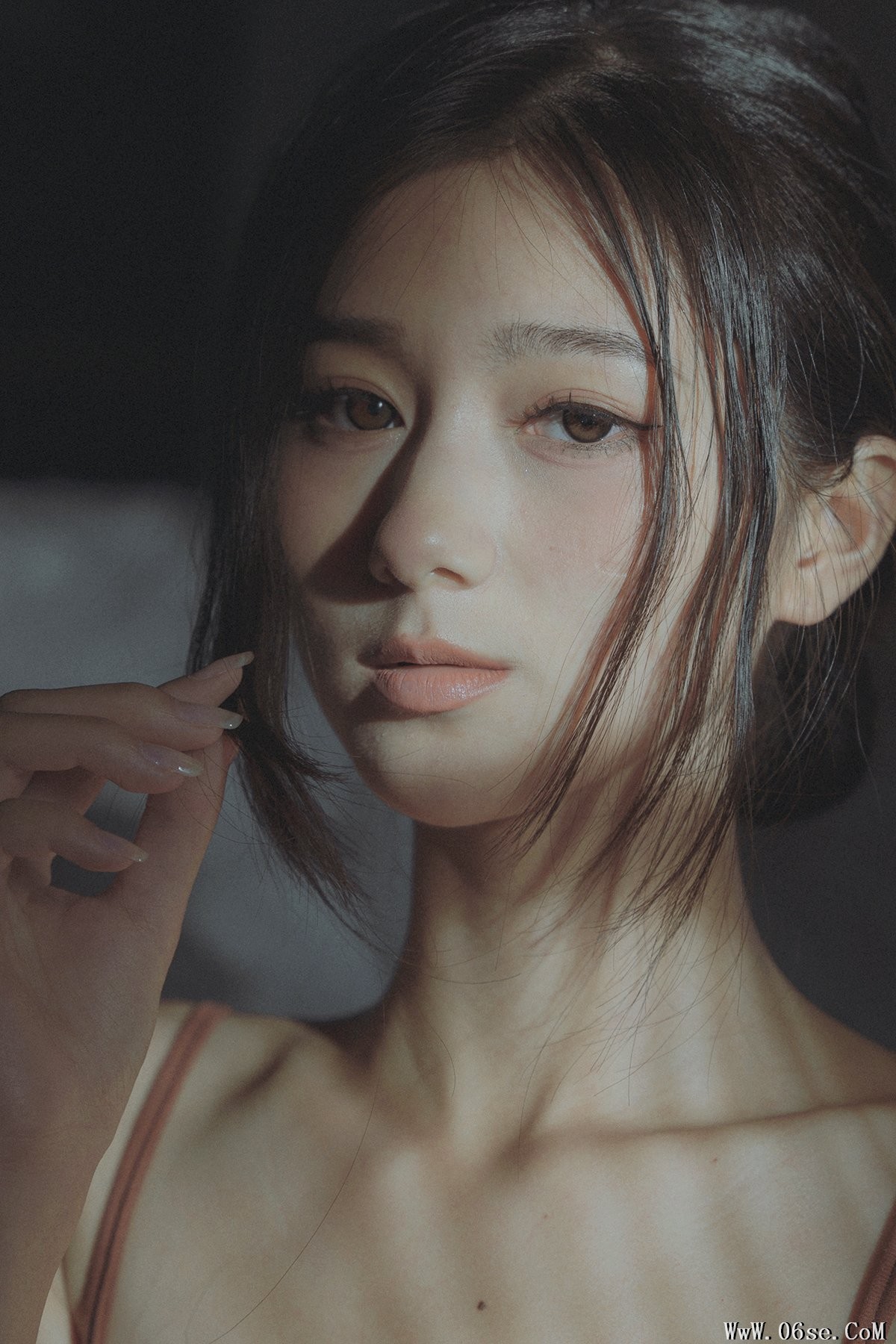 YiTuYu艺图语 Vol.6868 Jiang Jiang[27P]-六色网