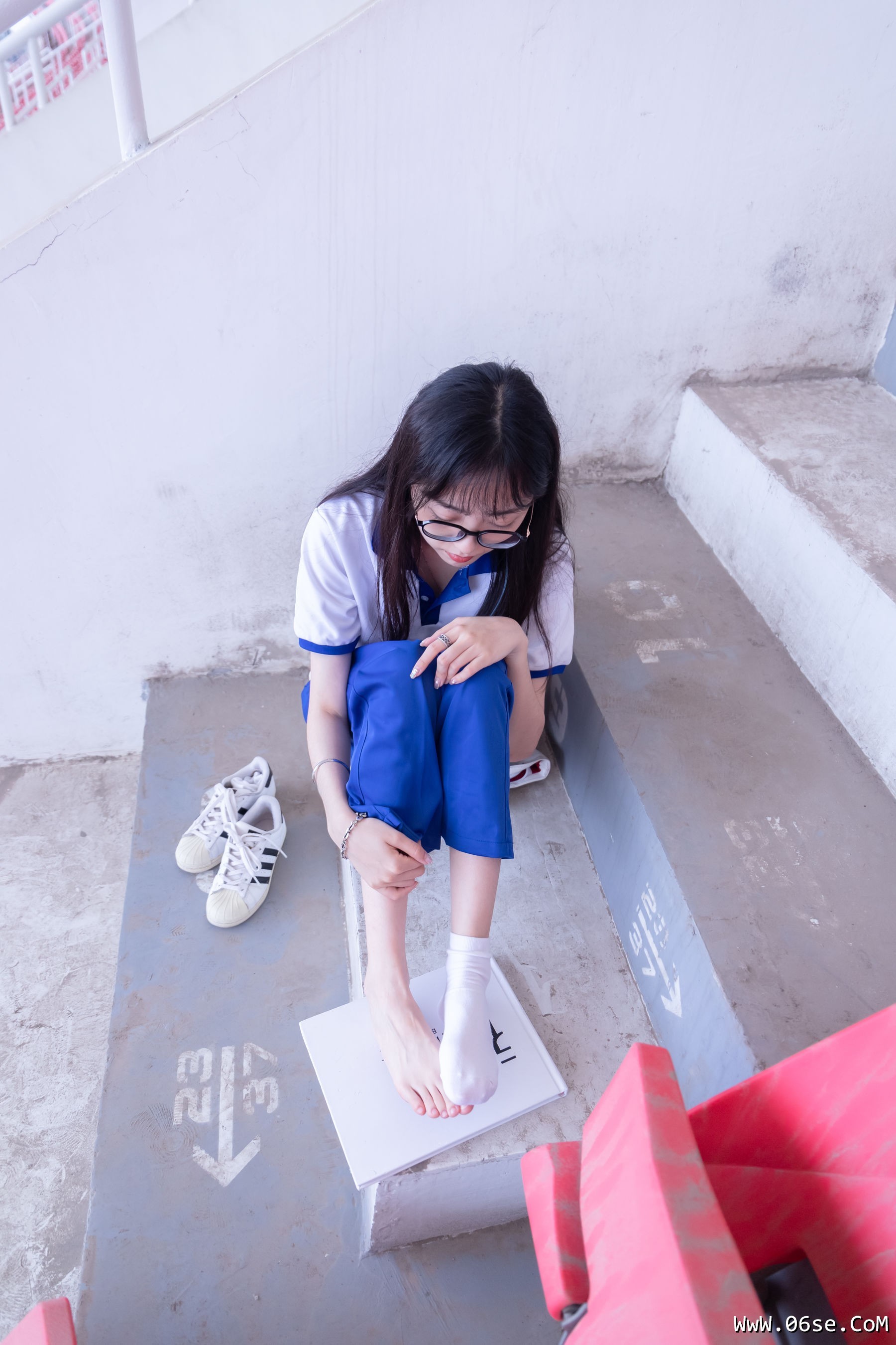 图片[103]-BoBoSocks袜啵啵 No.002 稚予-校服、贝壳头、白棉袜、裸足[139P]-六色网