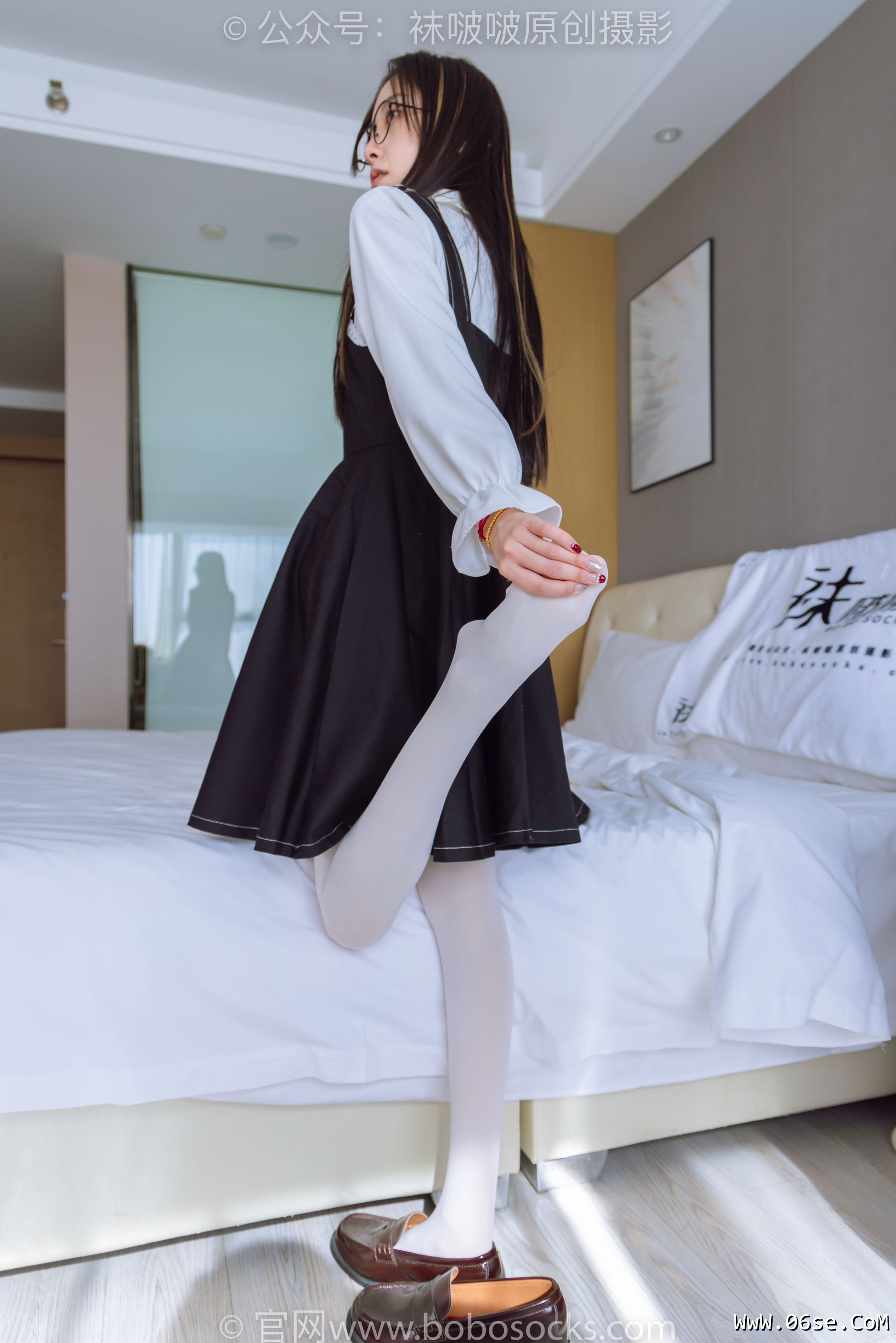 图片[109]-BoBoSocks袜啵啵 No.177 稚予-皮鞋、厚白丝（脚底猫爪印款）[140P]-六色网