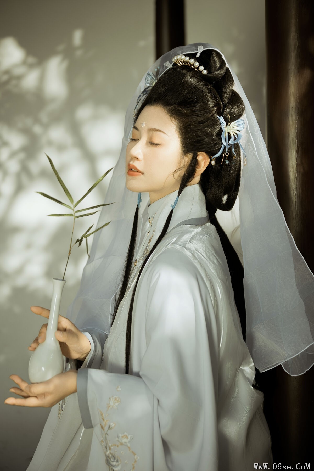 图片[18]-YiTuYu艺图语 Vol.6914 Tang Yi[26P]-六色网