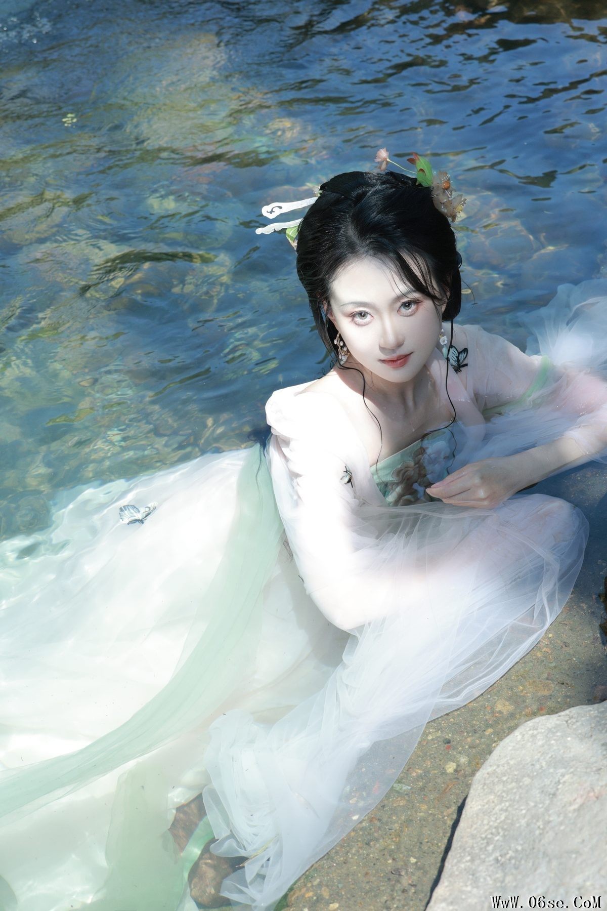 图片[29]-YiTuYu艺图语 Vol.3667 A Tong[30P]-六色网