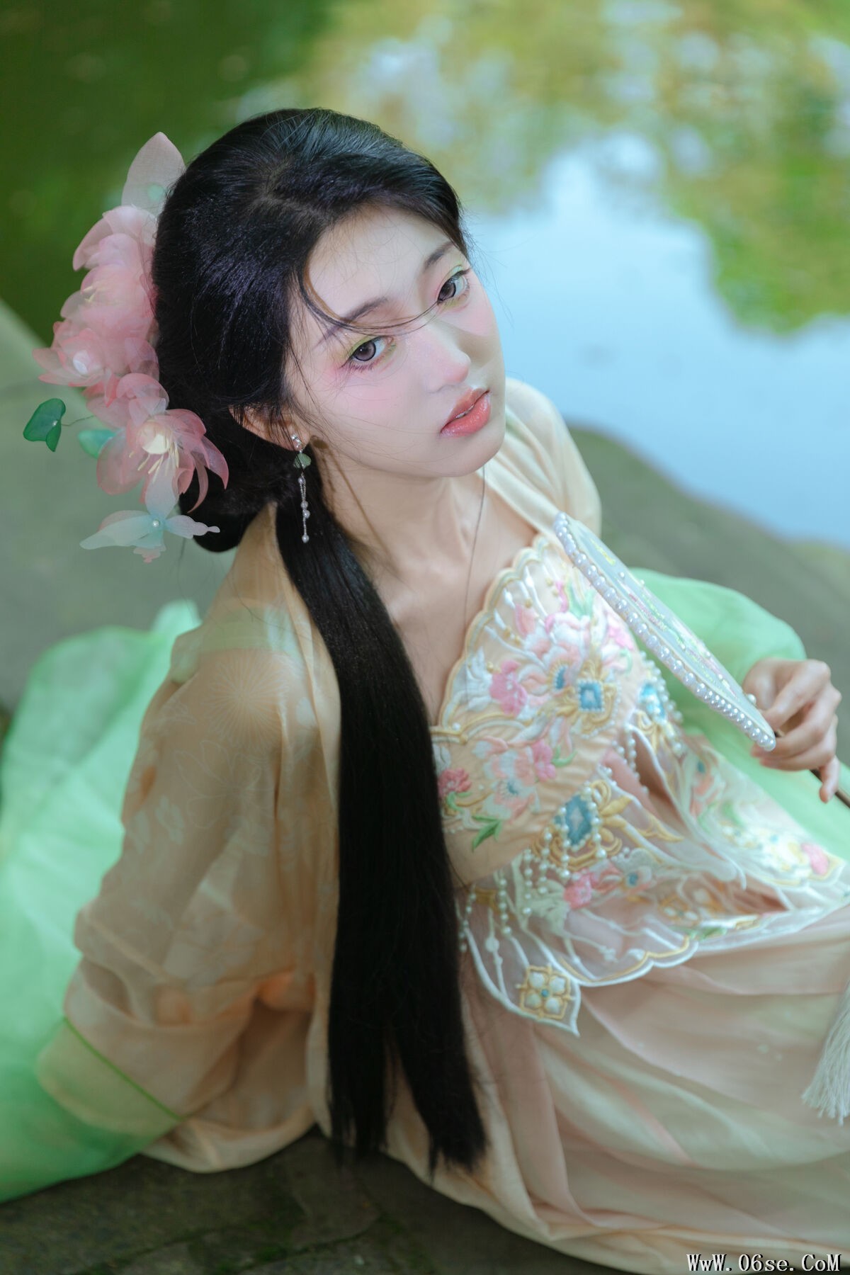 图片[21]-YiTuYu艺图语 Vol.7300 Leng Ku Wang Ye[25P]-六色网