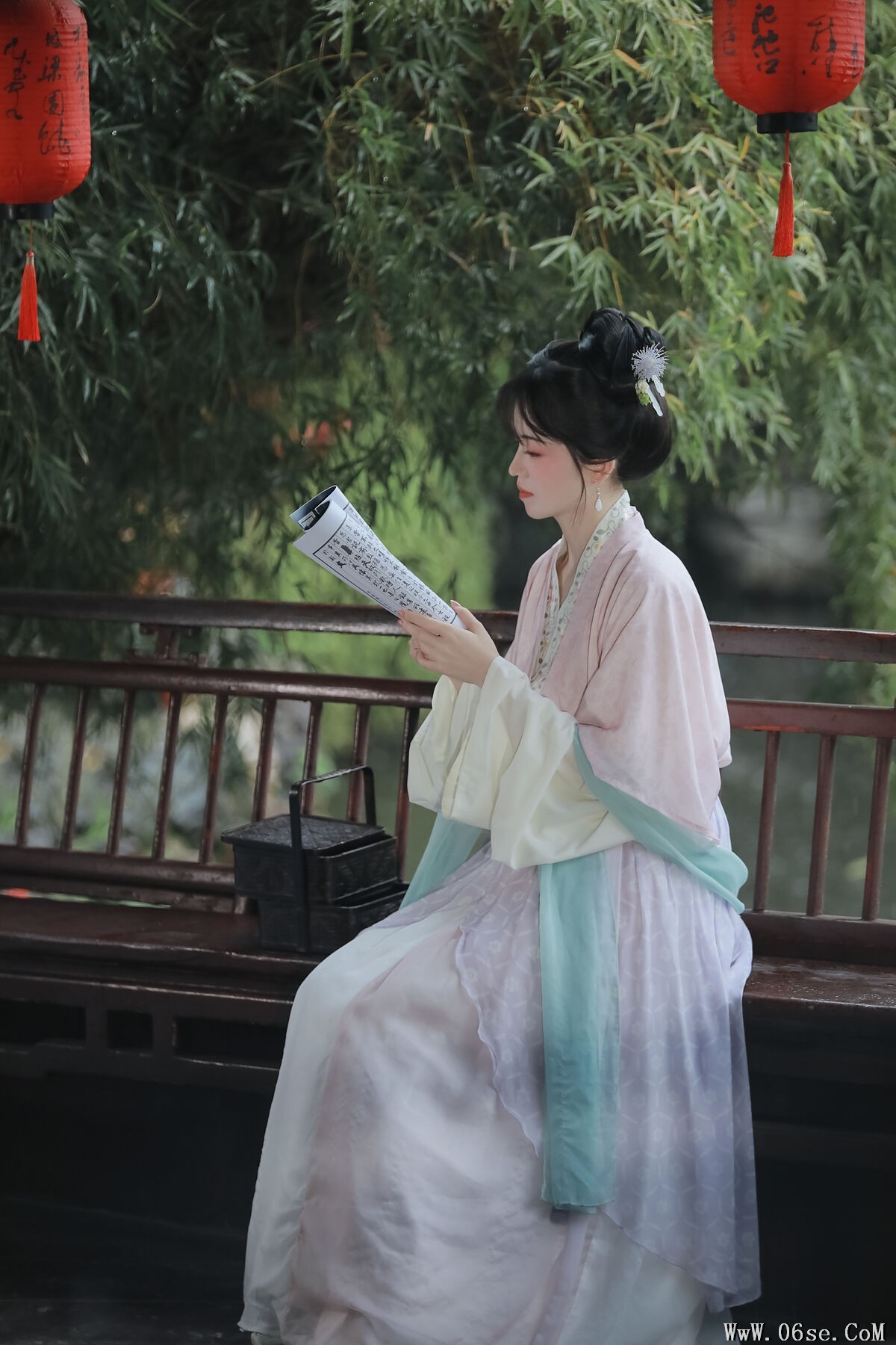 图片[22]-YiTuYu艺图语 Vol.7705 Li Zhi[25P]-六色网