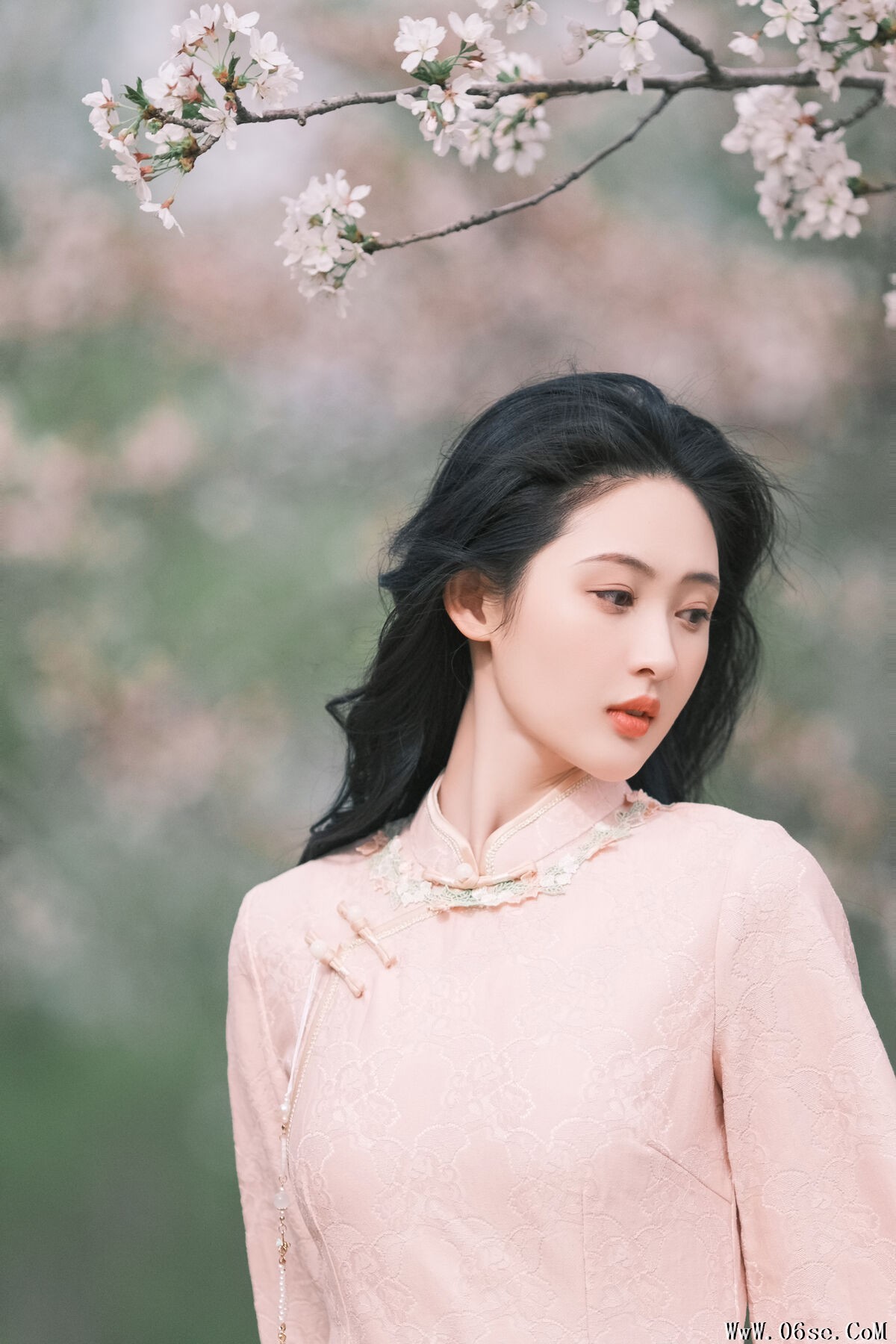 图片[6]-YiTuYu艺图语 Vol.6872 Wan Dou Que Ban Shao Nu[27P]-六色网
