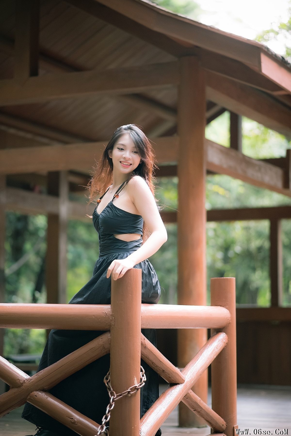 图片[16]-YiTuYu艺图语 Vol.4944 Xiao Qiu[33P]-六色网