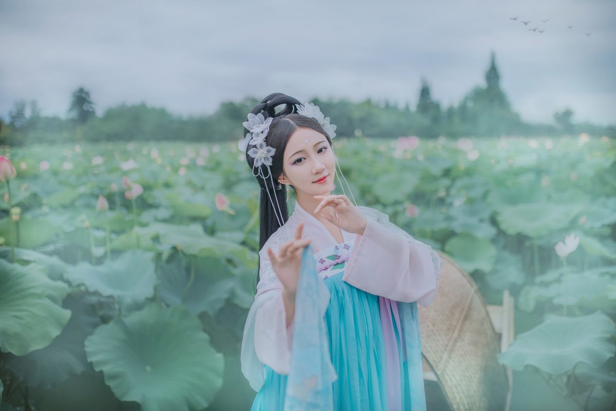 图片[8]-YiTuYu艺图语 Vol.4165 Qi Luo Sheng De Xiao Su Su[22P]-六色网