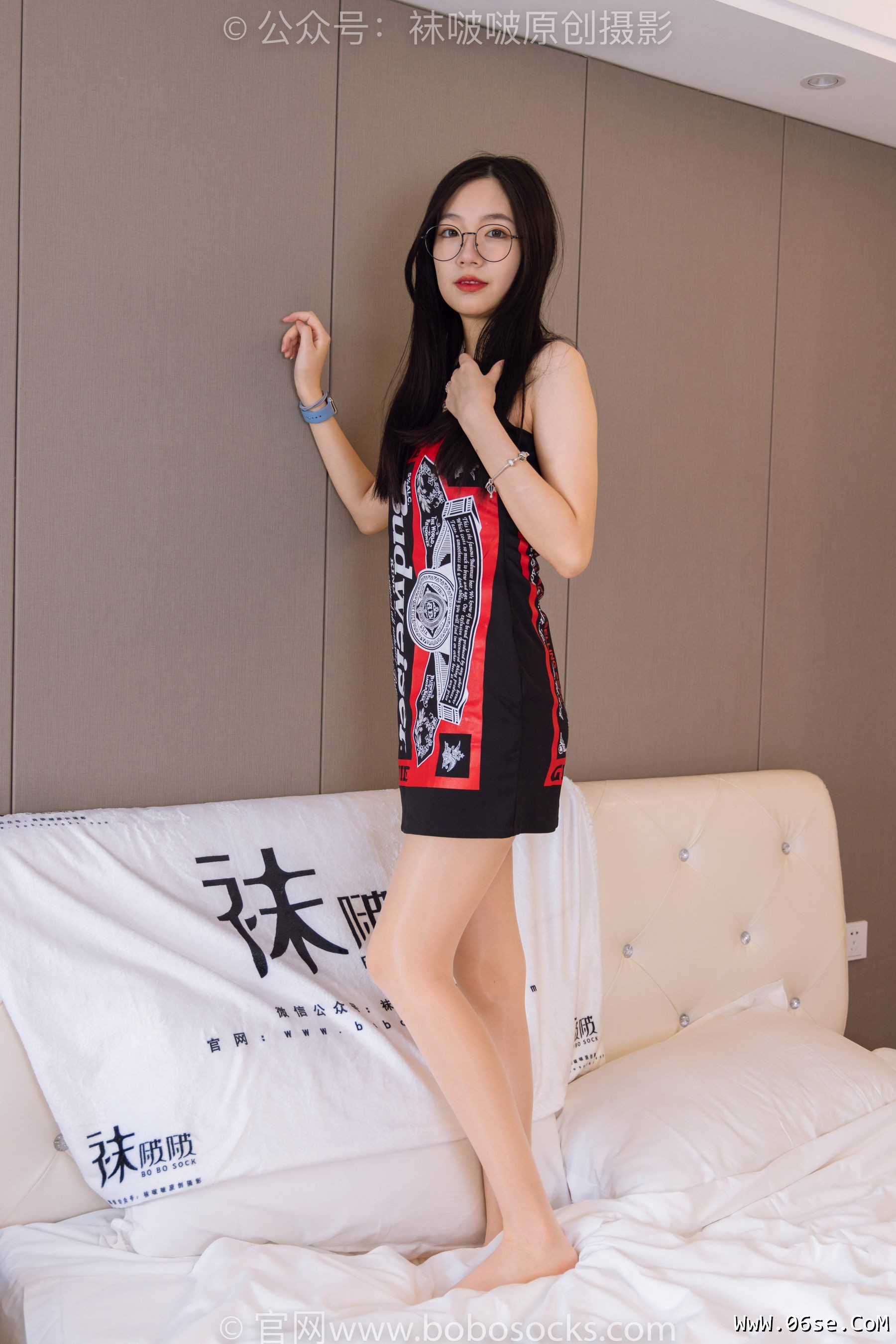 图片[49]-BoBoSocks袜啵啵 No.230 小甜豆-两双高跟鞋、板鞋、油亮肉丝、油亮白丝[150P]-六色网