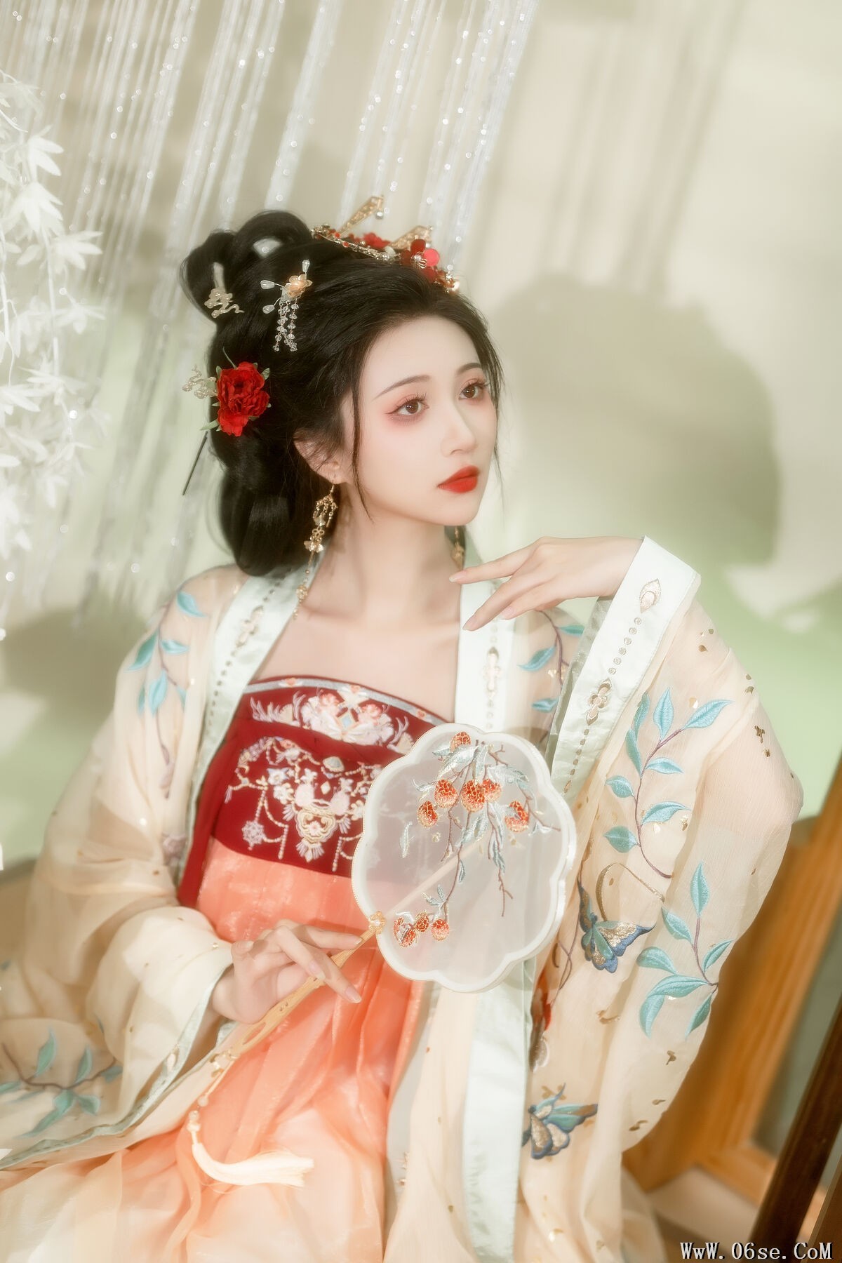 图片[5]-YiTuYu艺图语 Vol.7124 Qi Luo Sheng De Xiao Su Su[25P]-六色网
