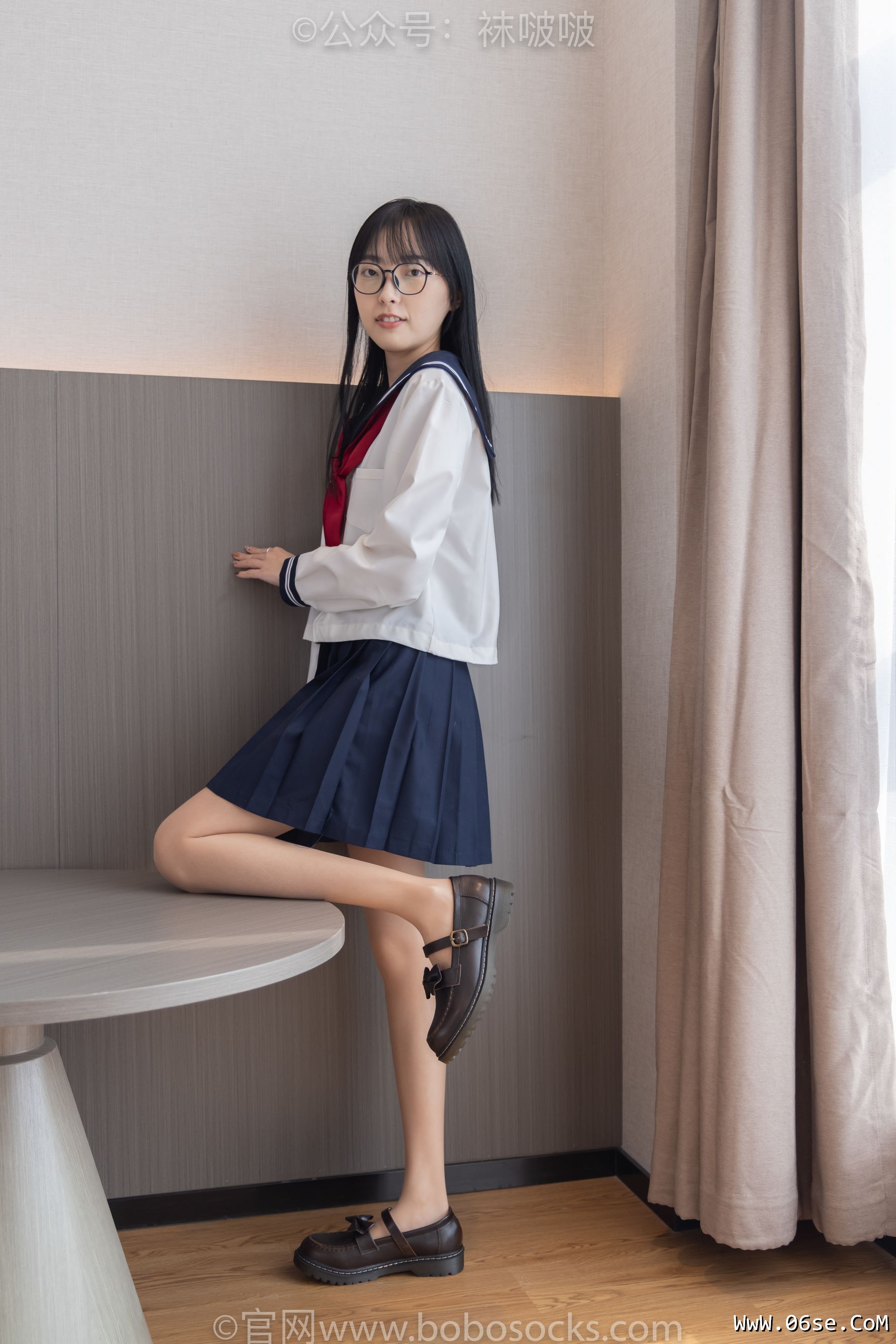 图片[9]-BoBoSocks袜啵啵 积分限定作品005 稚予-JK制服、皮鞋、油亮肉丝、踩蛋糕[133P]-六色网