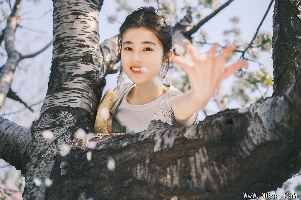 图片[19]-YiTuYu艺图语 Vol.7084 Fan Fan[28P]-六色网