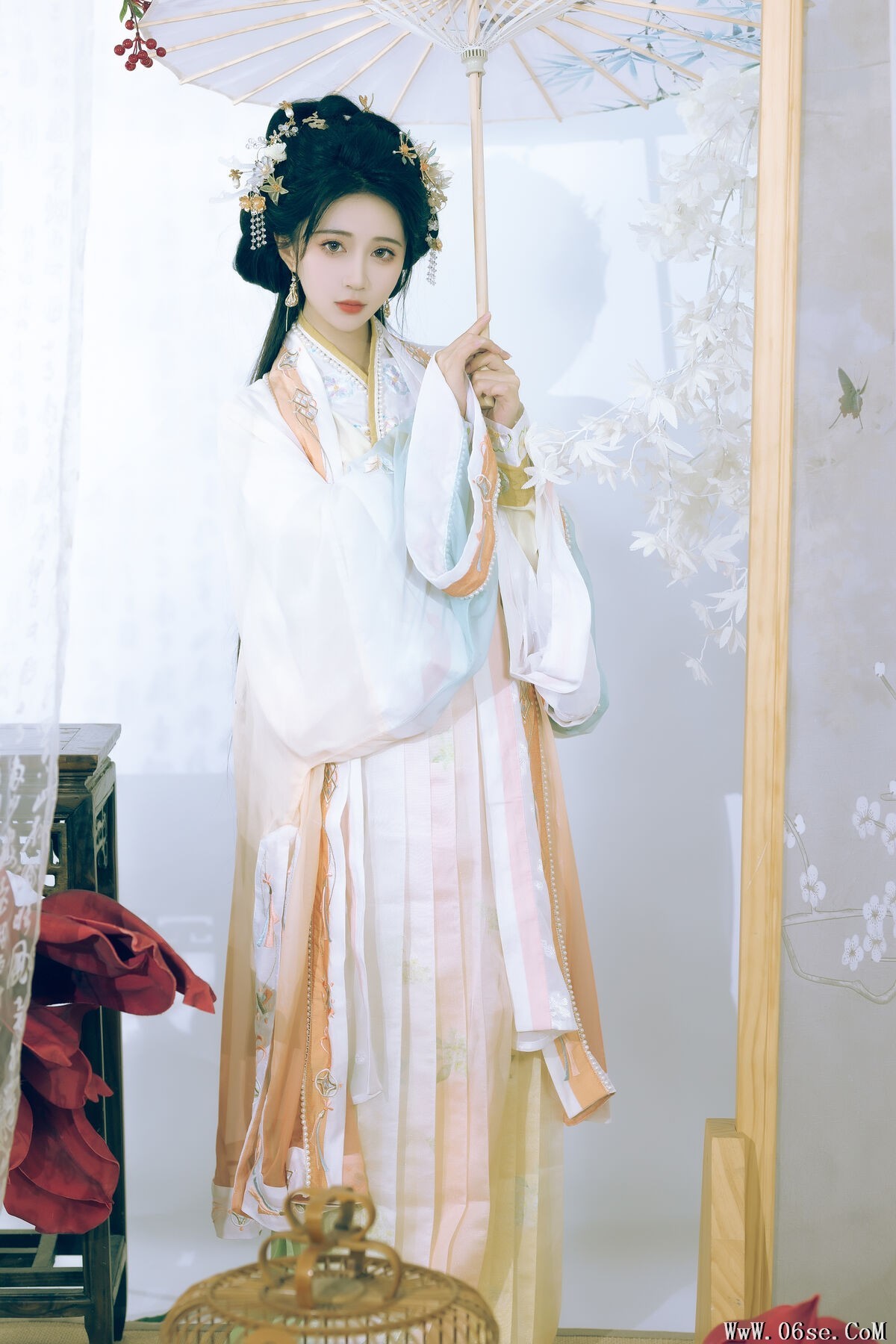 图片[18]-YiTuYu艺图语 Vol.6689 Qi Luo Sheng De Xiao Su Su[29P]-六色网