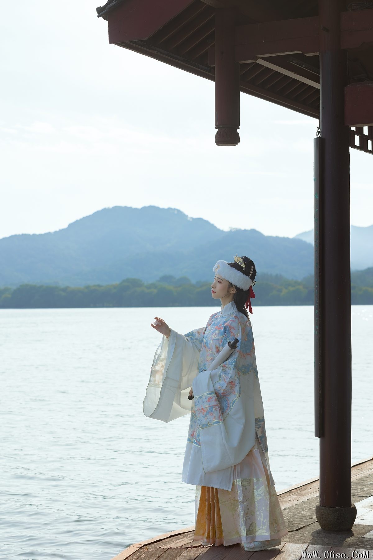 图片[37]-YiTuYu艺图语 Vol.3724 Mou Xiao Yao[53P]-六色网