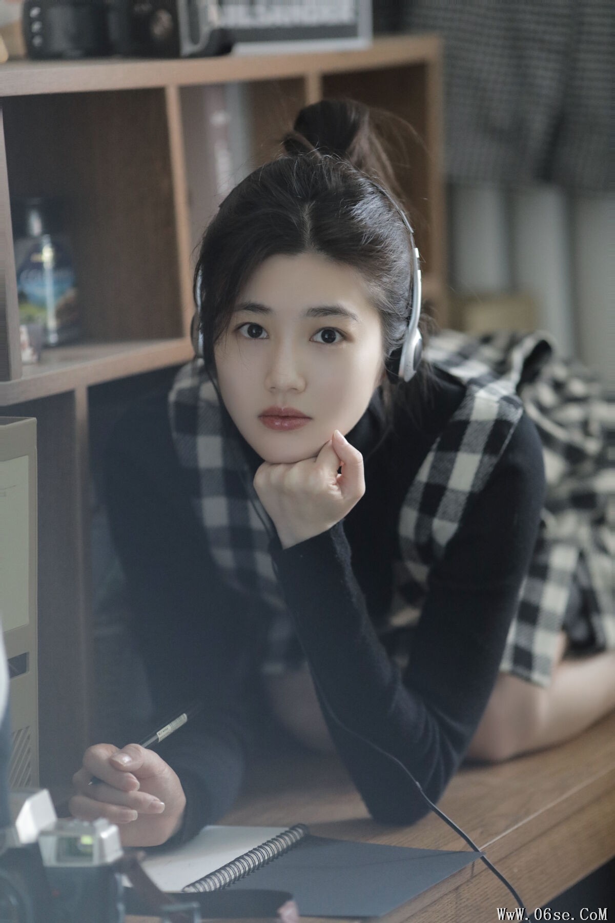 图片[23]-YiTuYu艺图语 Vol.6520 Fan Fan[29P]-六色网