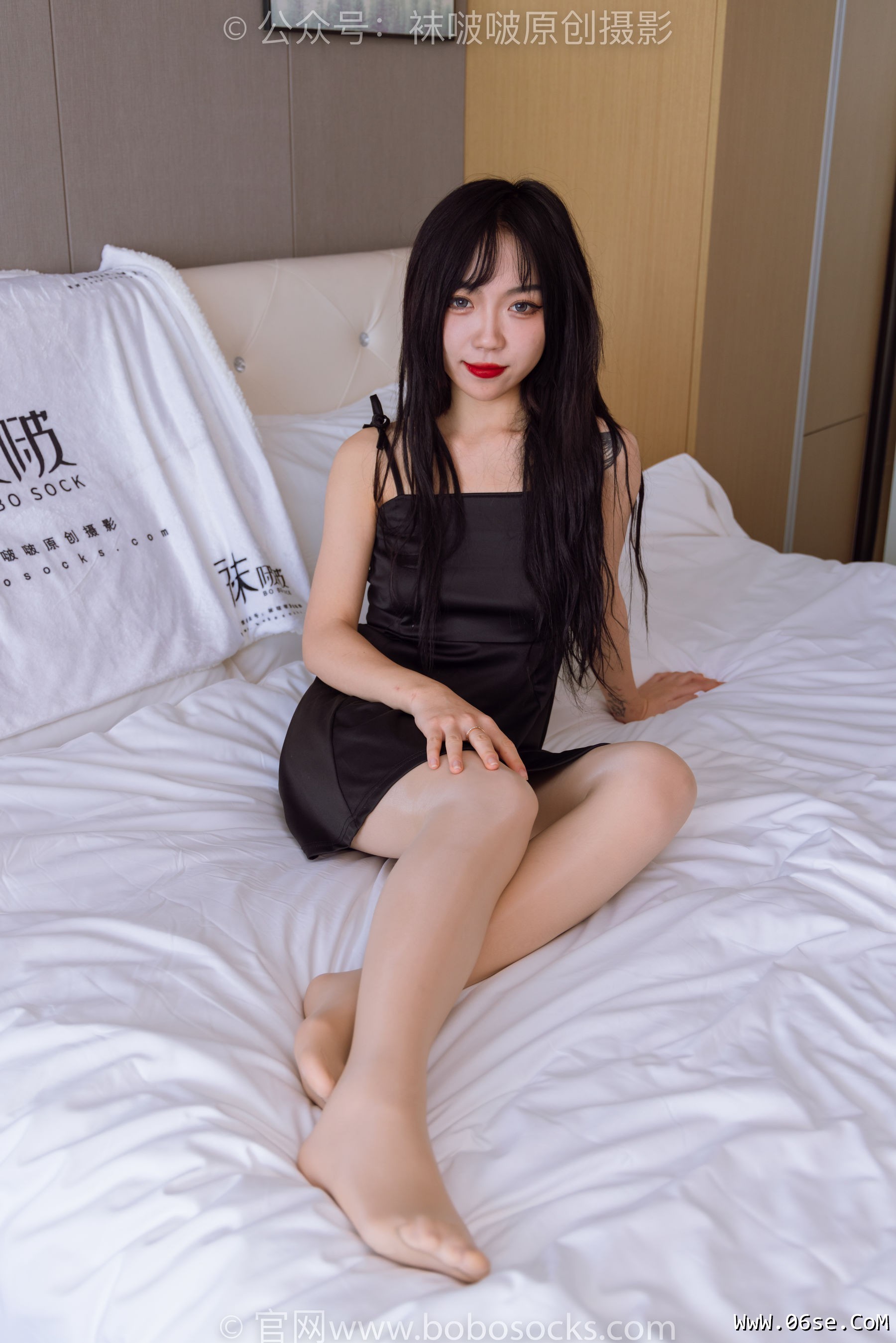图片[132]-BoBoSocks袜啵啵 No.170 周周-两双高跟凉鞋、油亮肉丝、厚肉丝、两双丝袜叠穿[158P]-六色网