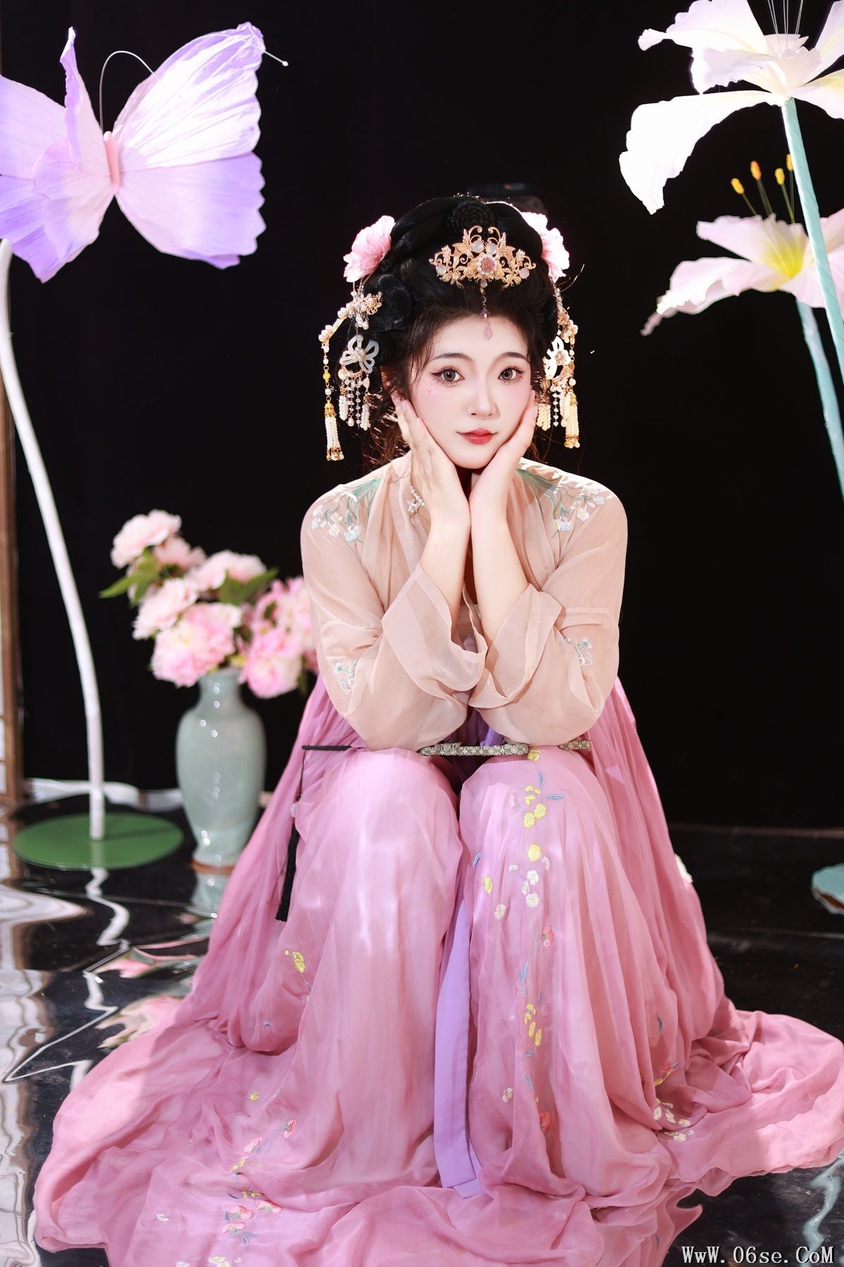 图片[5]-YiTuYu艺图语 Vol.5651 KaiLin Jiang[36P]-六色网