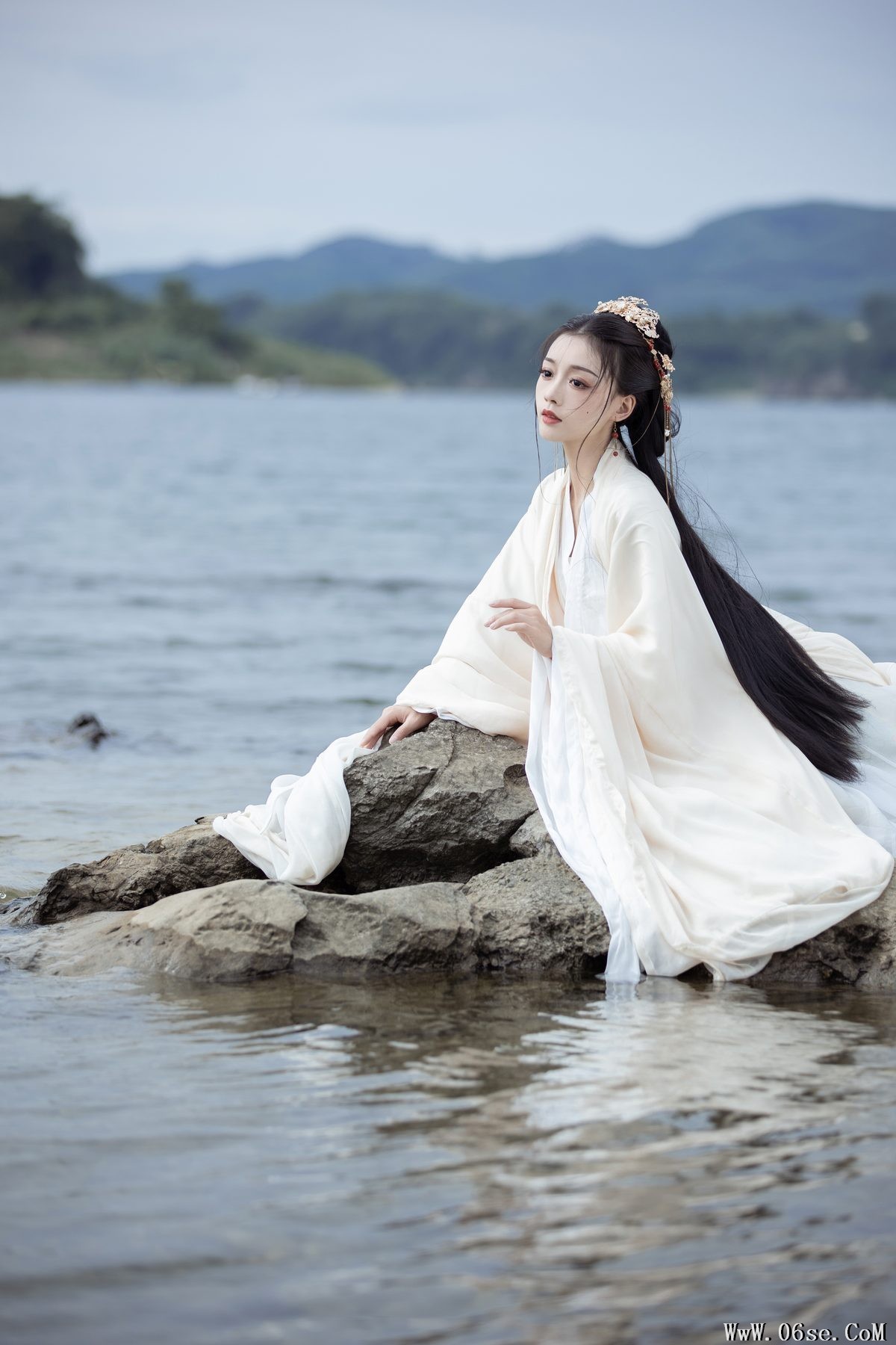 图片[34]-YiTuYu艺图语 Vol.6137 Qiqi[39P]-六色网