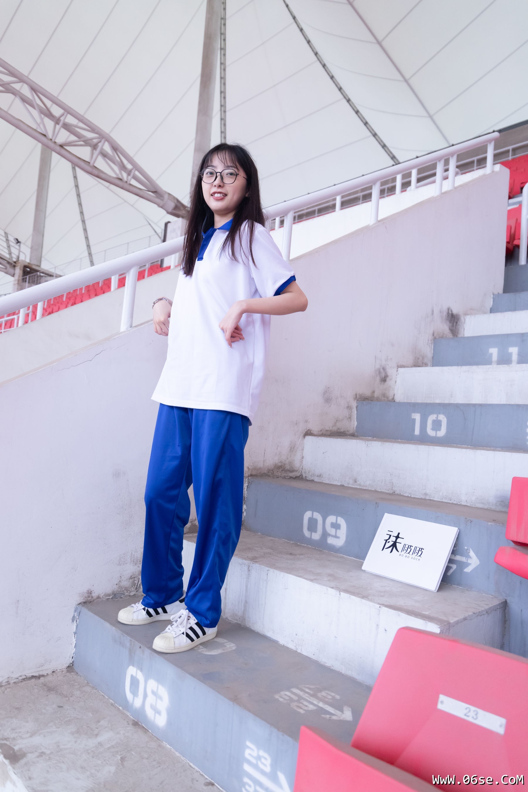 图片[3]-BoBoSocks袜啵啵 No.002 稚予-校服、贝壳头、白棉袜、裸足[139P]-六色网