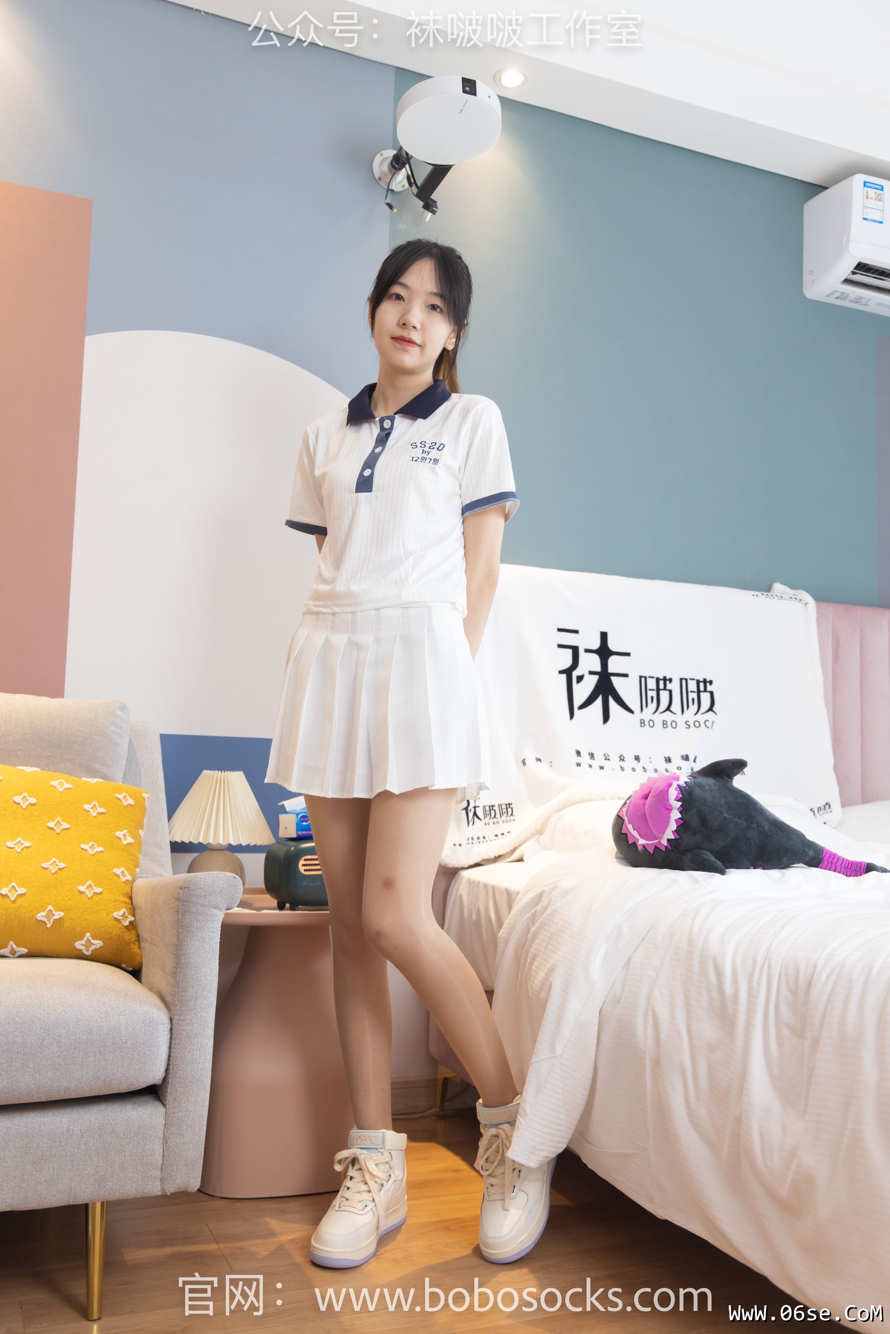 图片[15]-BoBoSocks袜啵啵 No.096 小甜豆-板鞋、白棉袜、油亮肉丝[145P]-六色网
