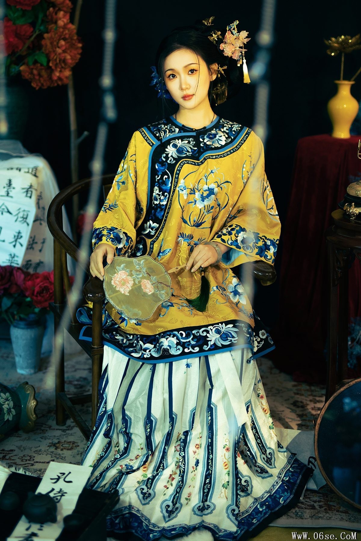 YiTuYu艺图语 Vol.6057 Xiang Wang Hui Shou Miao Miao Miao[35P]-六色网