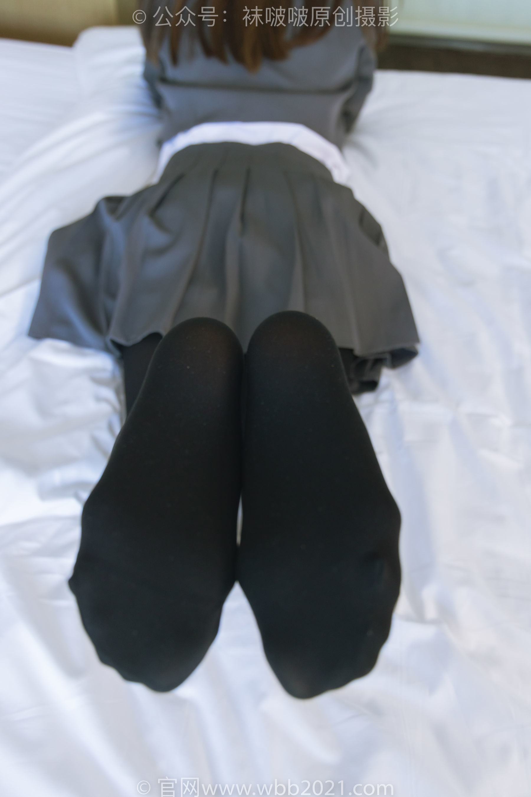 图片[138]-BoBoSocks袜啵啵 No.315 小沫 -平底鞋、厚黑丝、模特穿鞋及丝袜踩玩偶小熊剧情[140P]-六色网