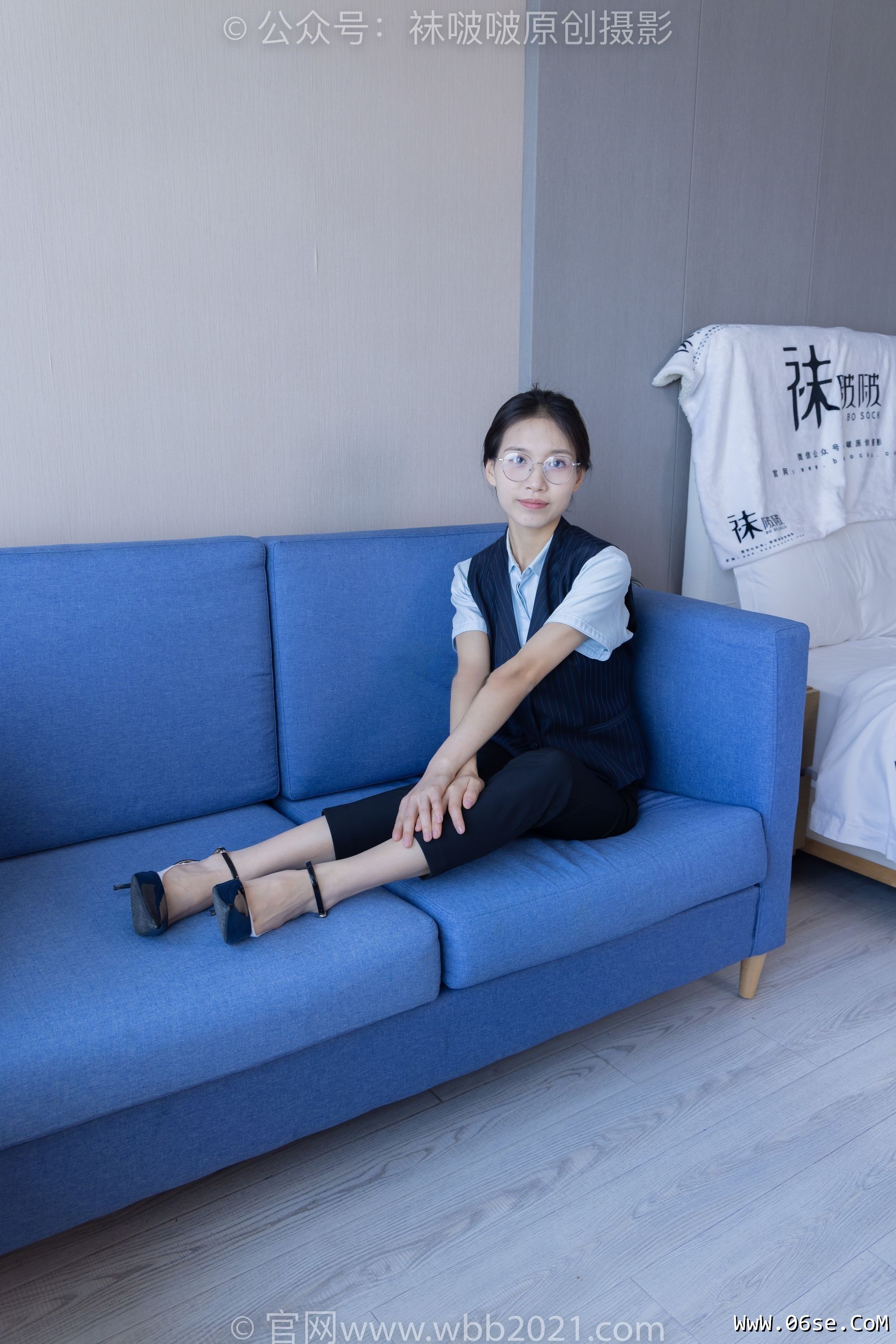 图片[72]-BoBoSocks袜啵啵 No.413 芝士 -高跟鞋、白色吊带船袜、银行制服[145P]-六色网