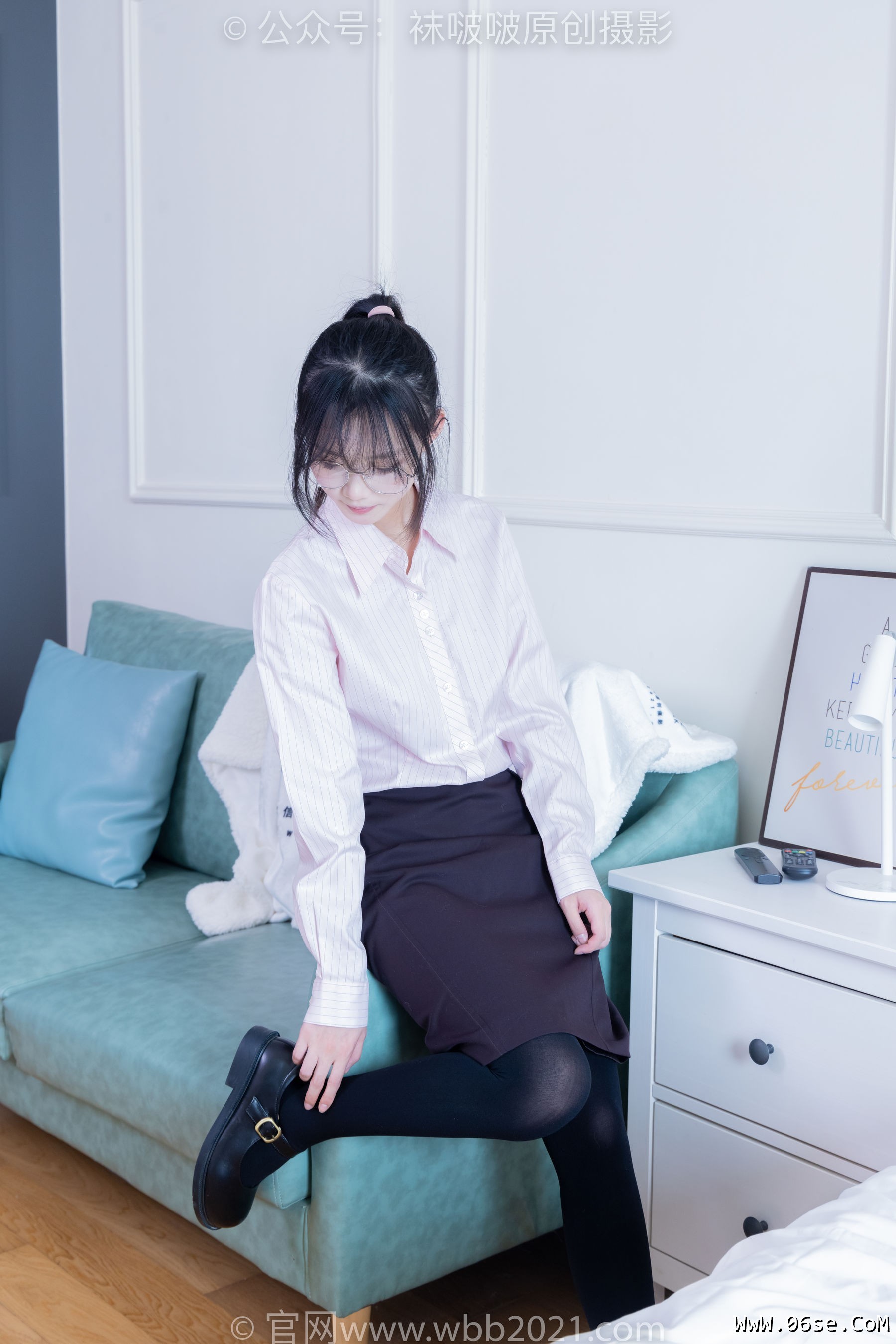 图片[54]-BoBoSocks袜啵啵 No.362 甜甜圈 -两双皮鞋、厚肉丝、厚黑丝、ol制服[230P]-六色网