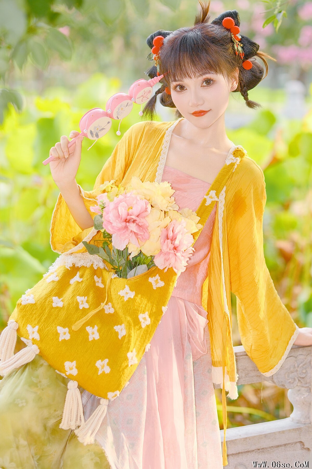 YiTuYu艺图语 Vol.7670 Xiao Xiong Fen Xiang[23P]-六色网