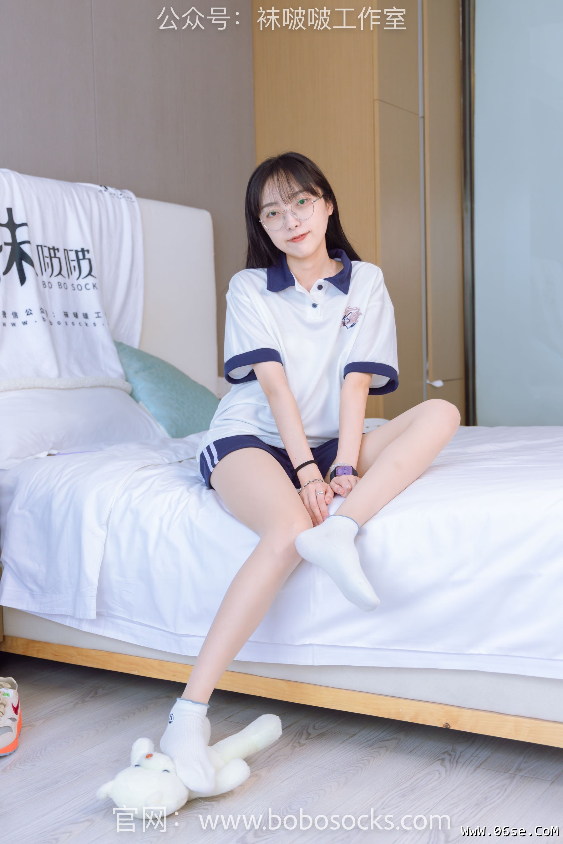 图片[107]-BoBoSocks袜啵啵 No.118 稚予-运动鞋、白棉袜、肉丝、踩小熊玩偶[140P]-六色网