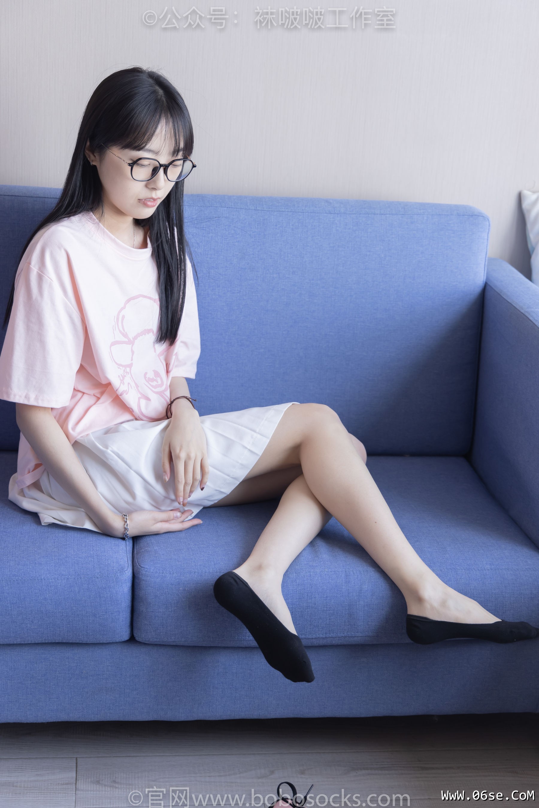 图片[117]-BoBoSocks袜啵啵 No.091 稚予-板鞋、淡粉色船袜、黑色船袜、裸足[148P]-六色网