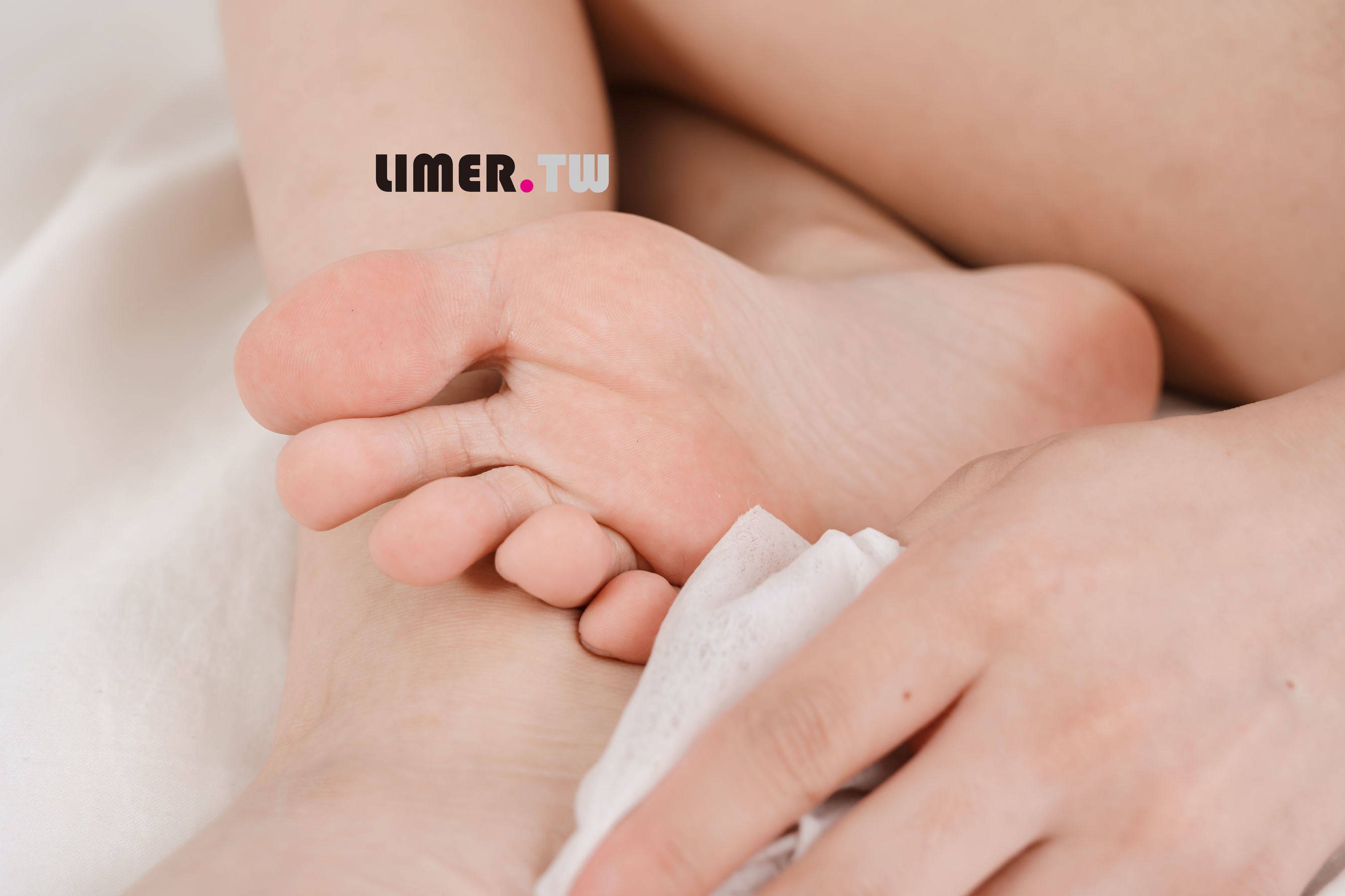 图片[18]-Limerence原创 No.090 7bao 体育服下 裸足＆白丝[86P]-六色网