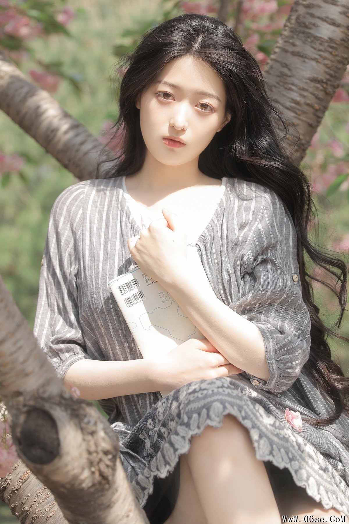 YiTuYu艺图语 Vol.7128 Xu Jia Yue[25P]-六色网