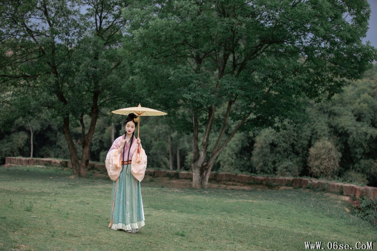 图片[21]-YiTuYu艺图语 Vol.4585 Ling Zi Xi[22P]-六色网