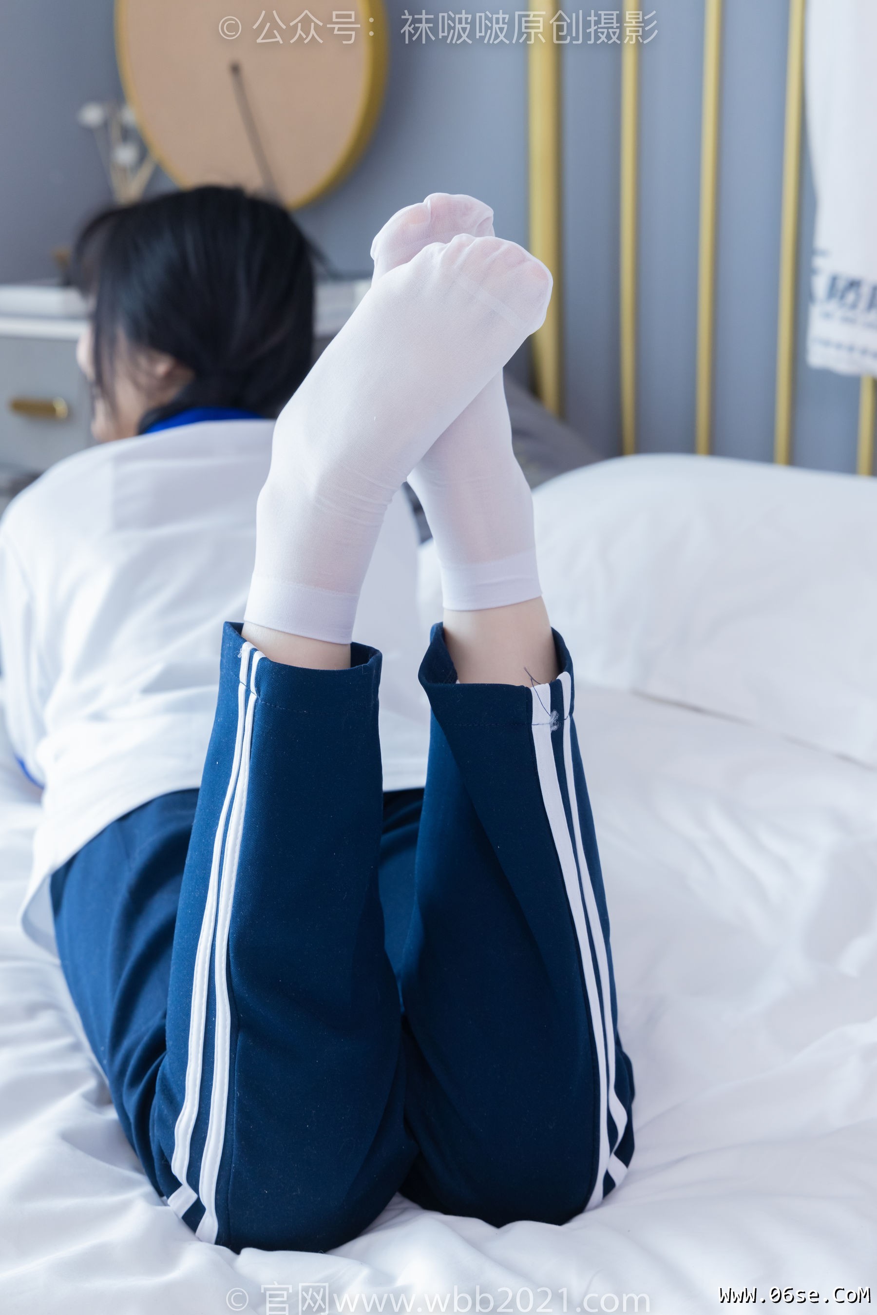 图片[12]-BoBoSocks袜啵啵 No.366 甜甜圈 -三双板鞋、白棉袜、短白丝[150P]-六色网