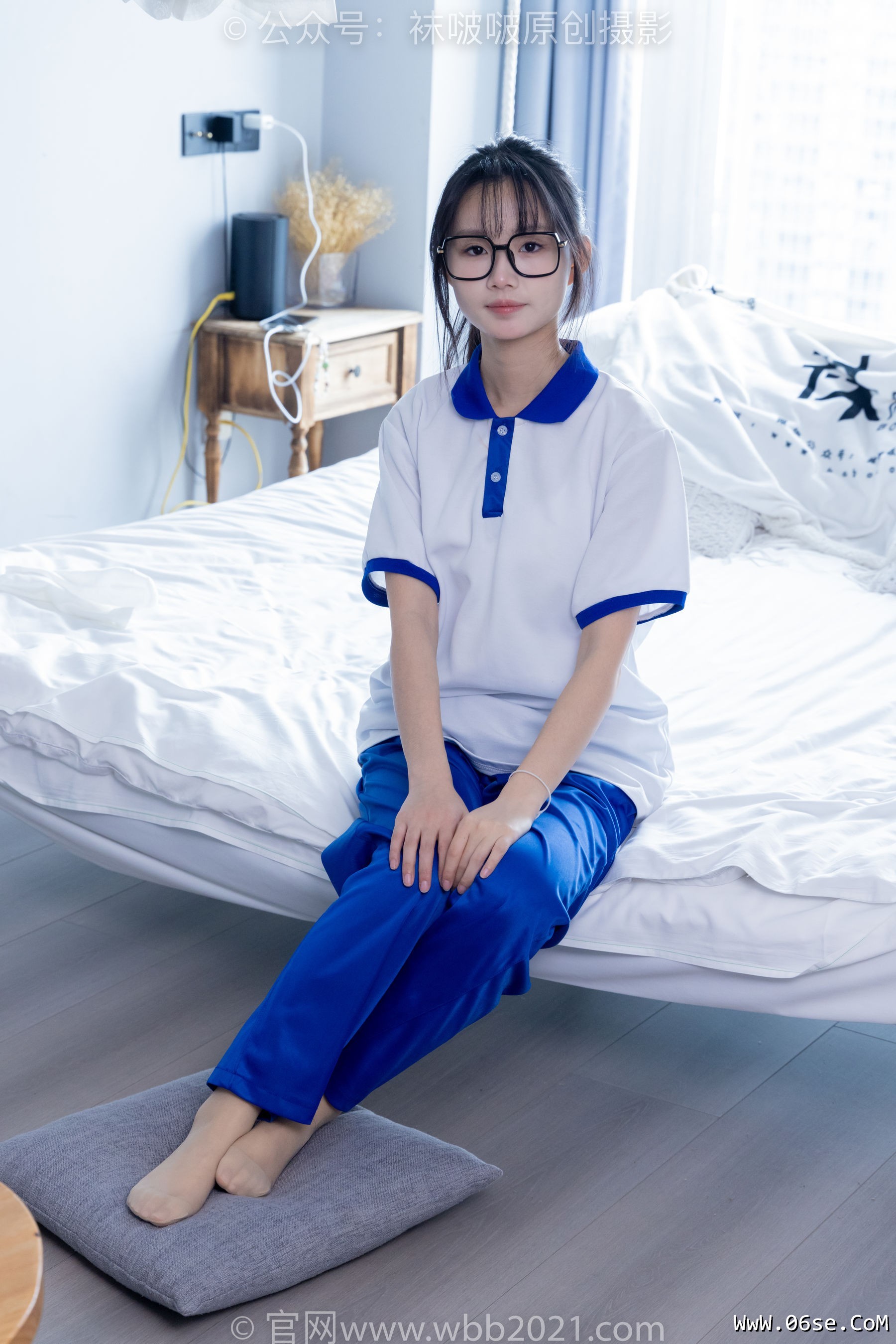 图片[43]-BoBoSocks袜啵啵 No.351 甜甜圈 -板鞋、白棉袜、肉丝、校服裤里丝[150P]-六色网