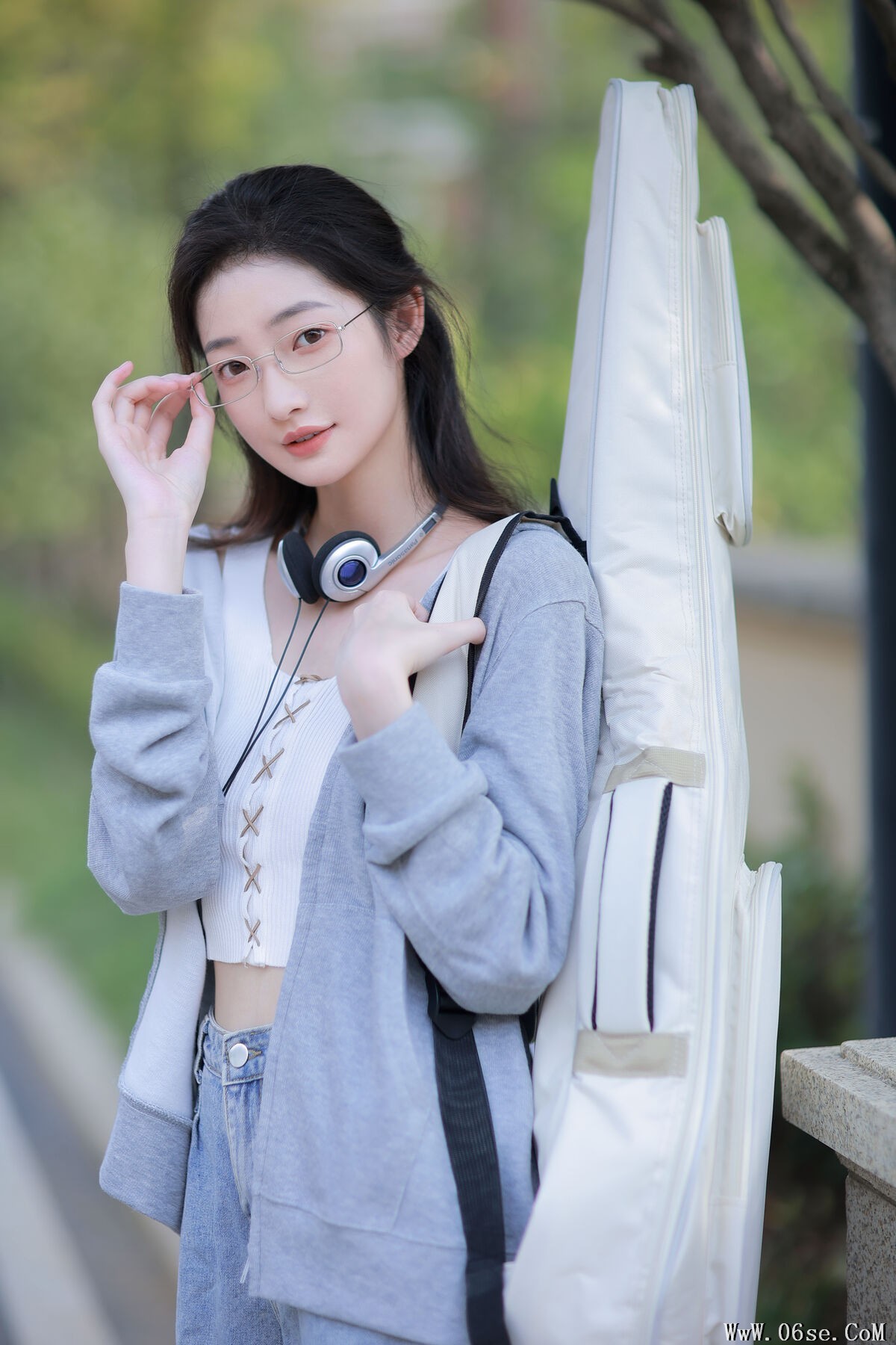 图片[22]-YiTuYu艺图语 Vol.6623 Dai Dai Qi Fei La[23P]-六色网