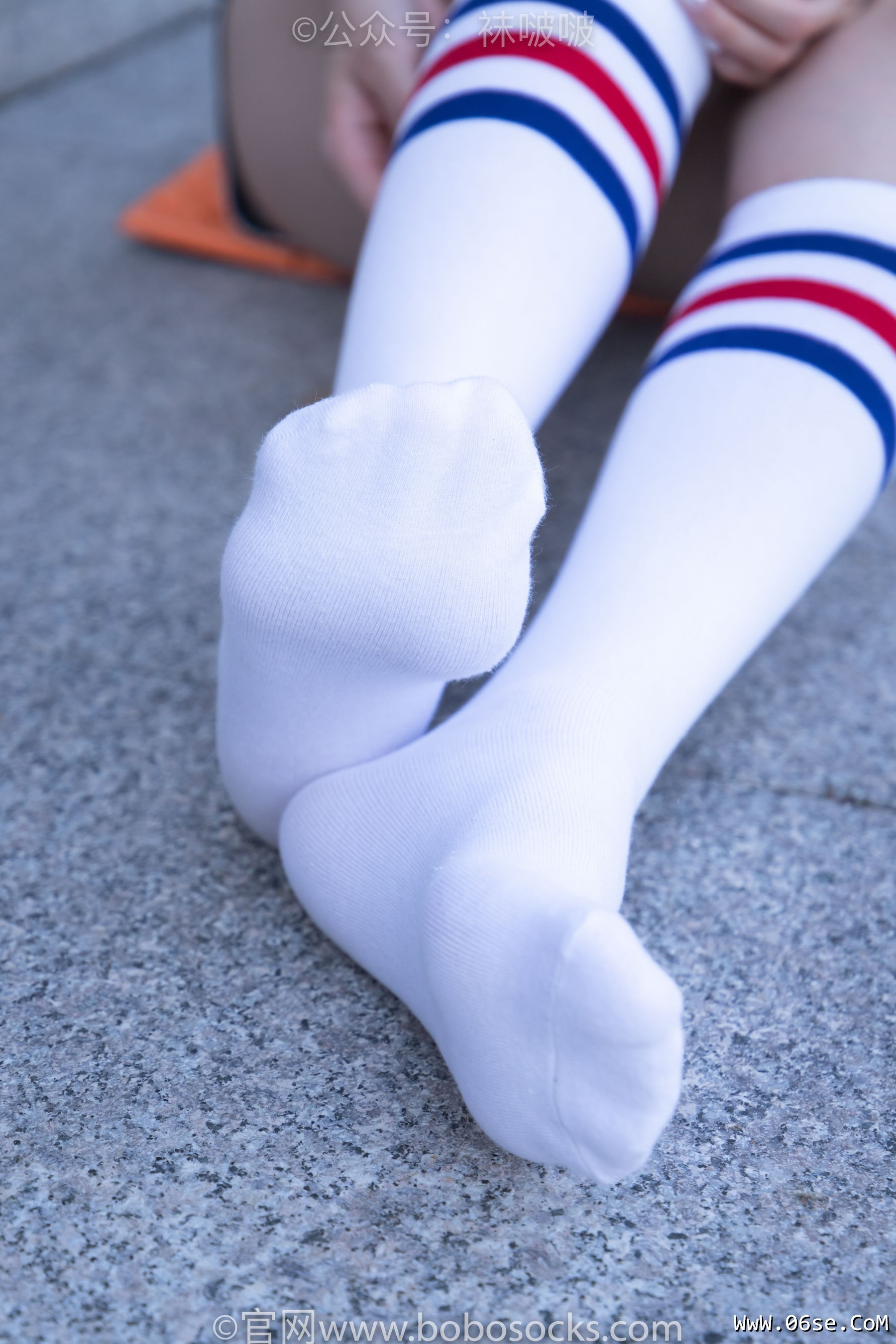 图片[127]-BoBoSocks袜啵啵 No.006 小米-运动鞋、白色小腿袜、裸足[130P]-六色网