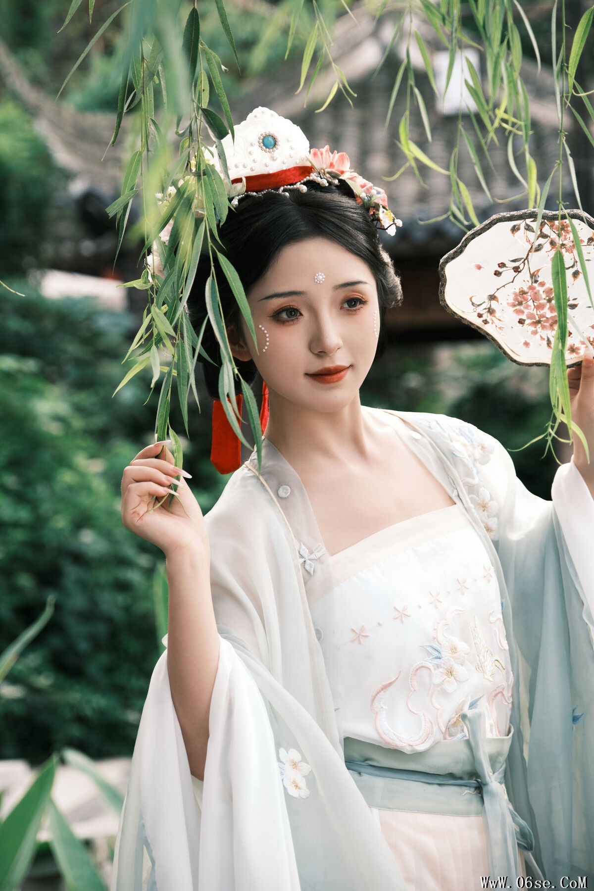 图片[20]-YiTuYu艺图语 Vol.7316 Min Zui Xiao Mo Xuan[34P]-六色网