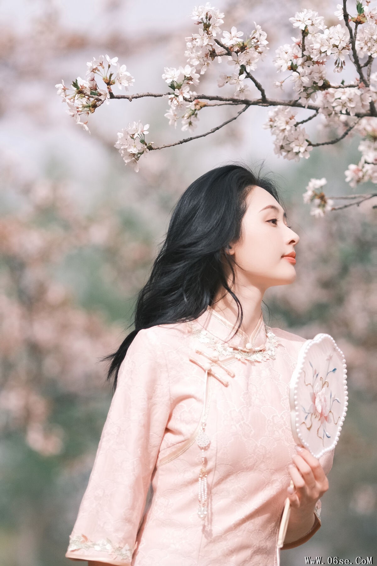 图片[23]-YiTuYu艺图语 Vol.6872 Wan Dou Que Ban Shao Nu[27P]-六色网