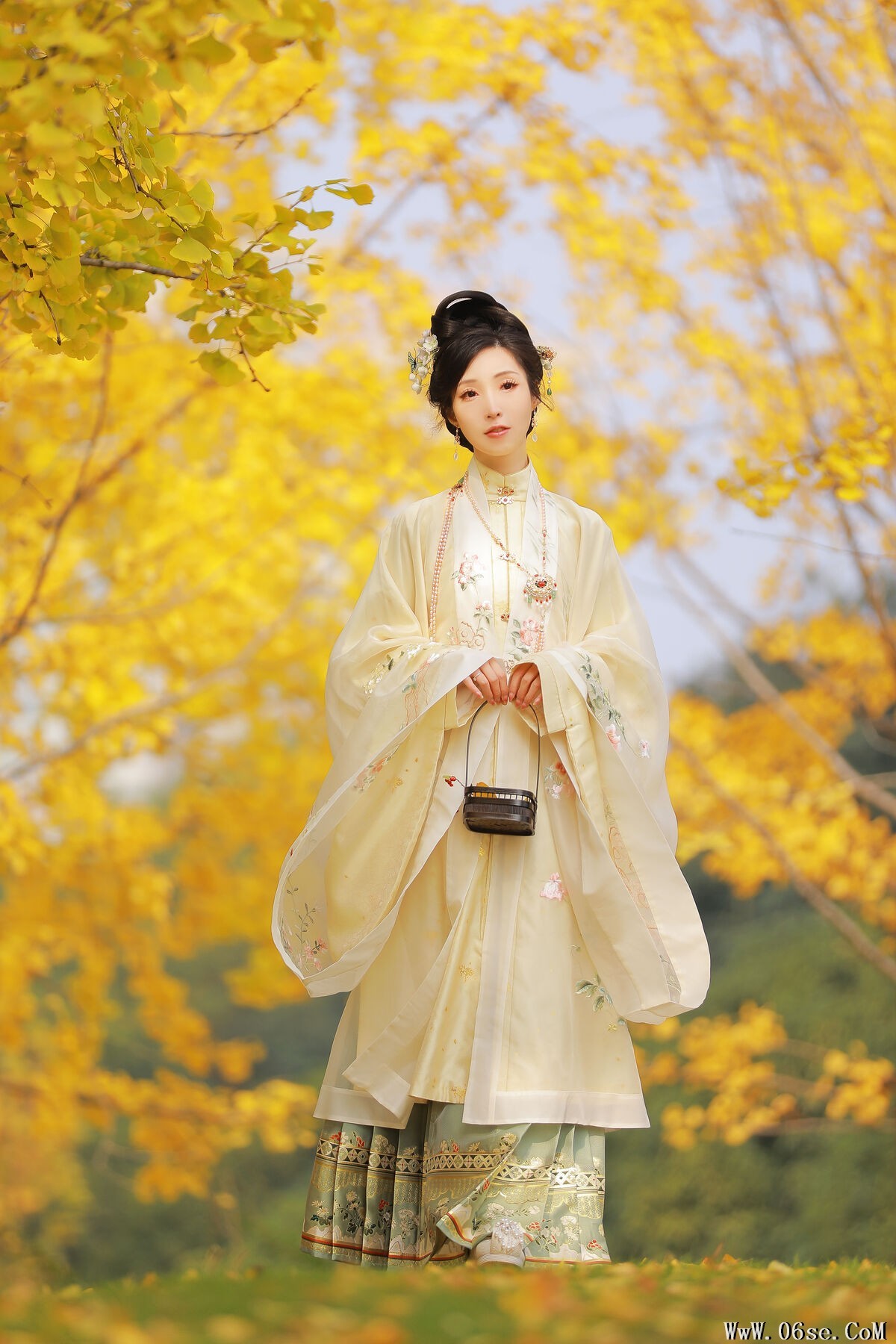图片[24]-YiTuYu艺图语 Vol.6312 Li Cai[26P]-六色网