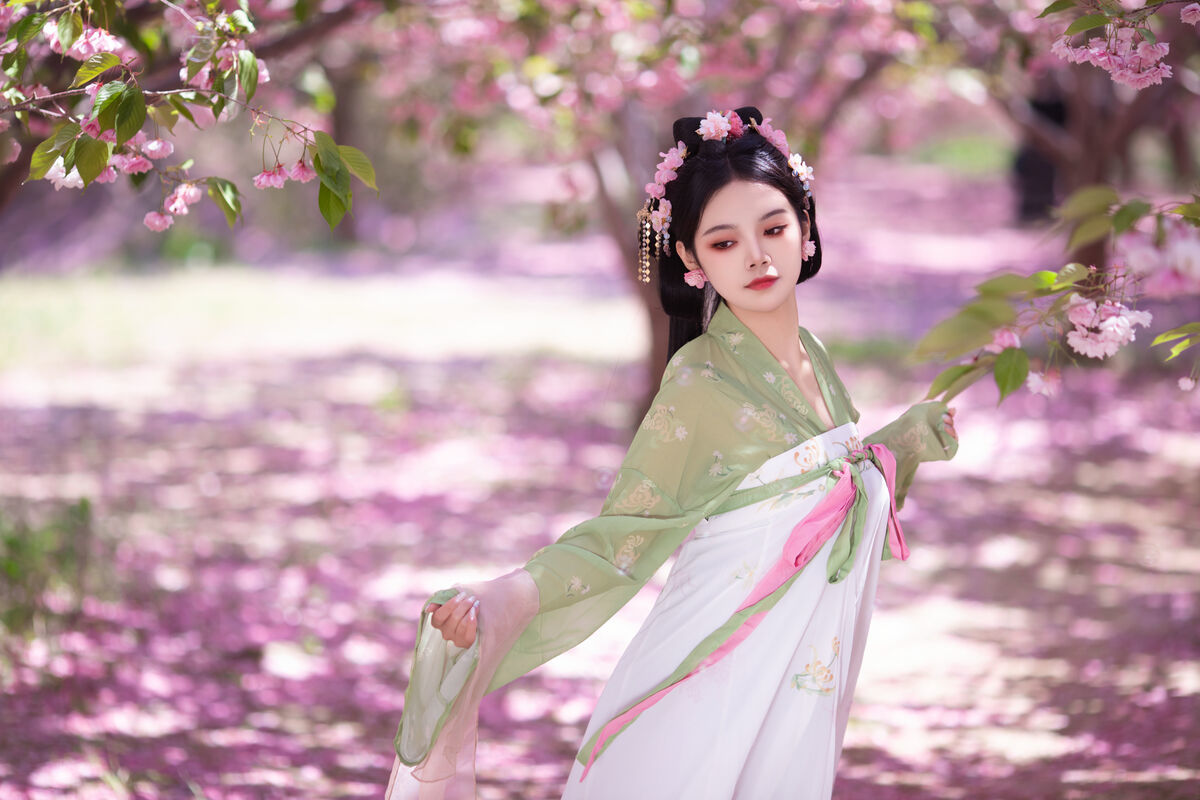 图片[15]-YiTuYu艺图语 Vol.7102 Wan Yi[23P]-六色网